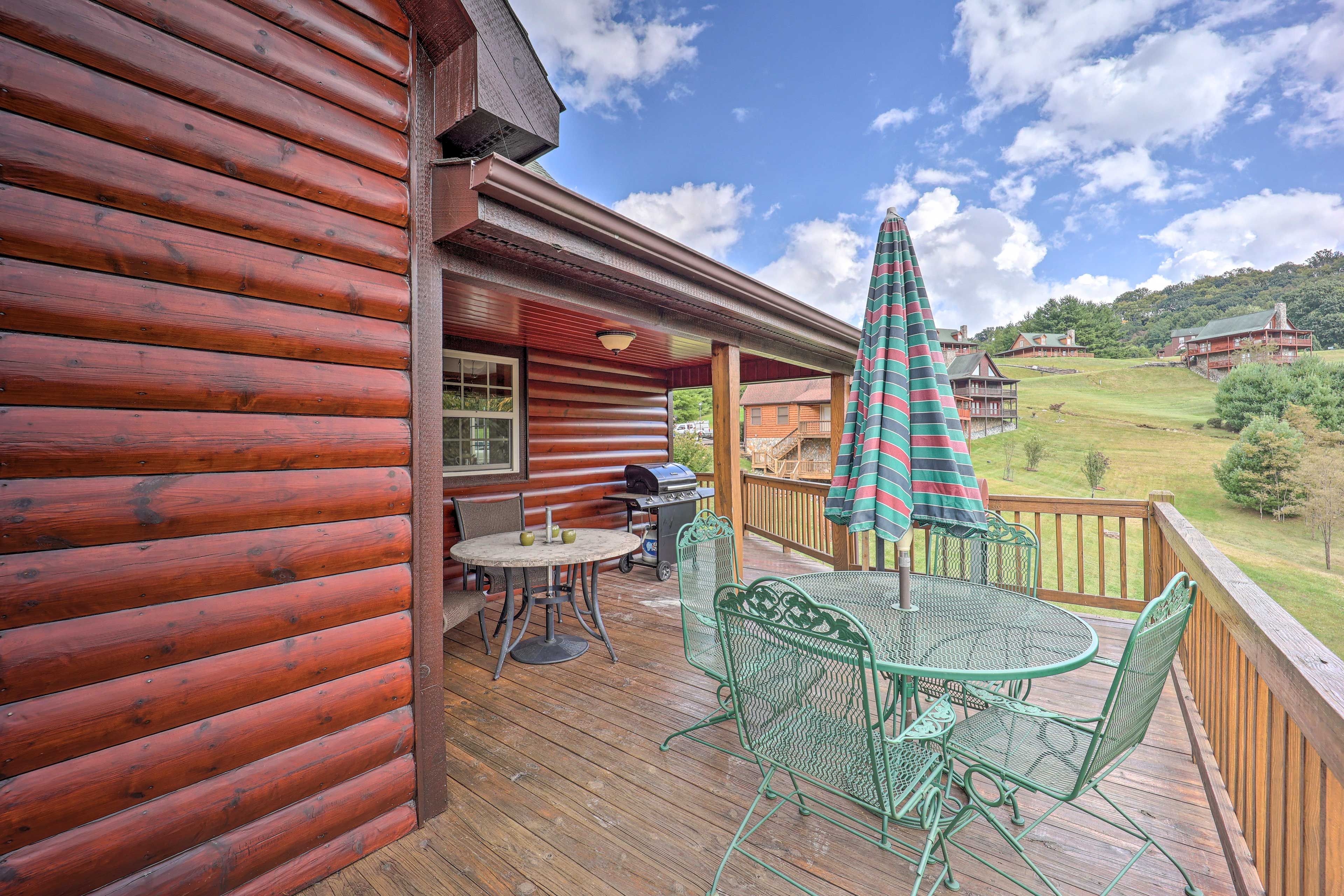 Private Deck | Gas-Powered Grill