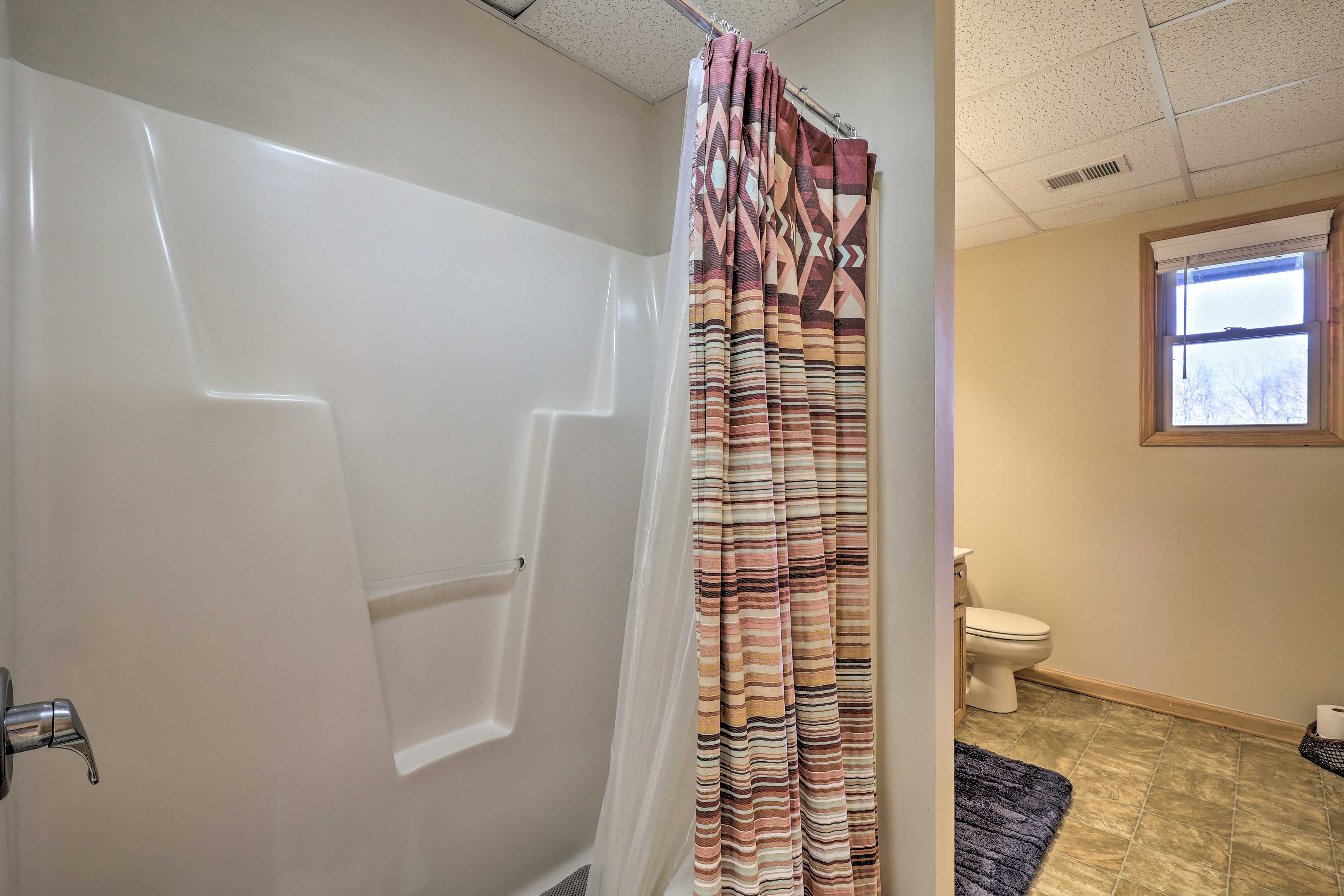 Full Bathroom