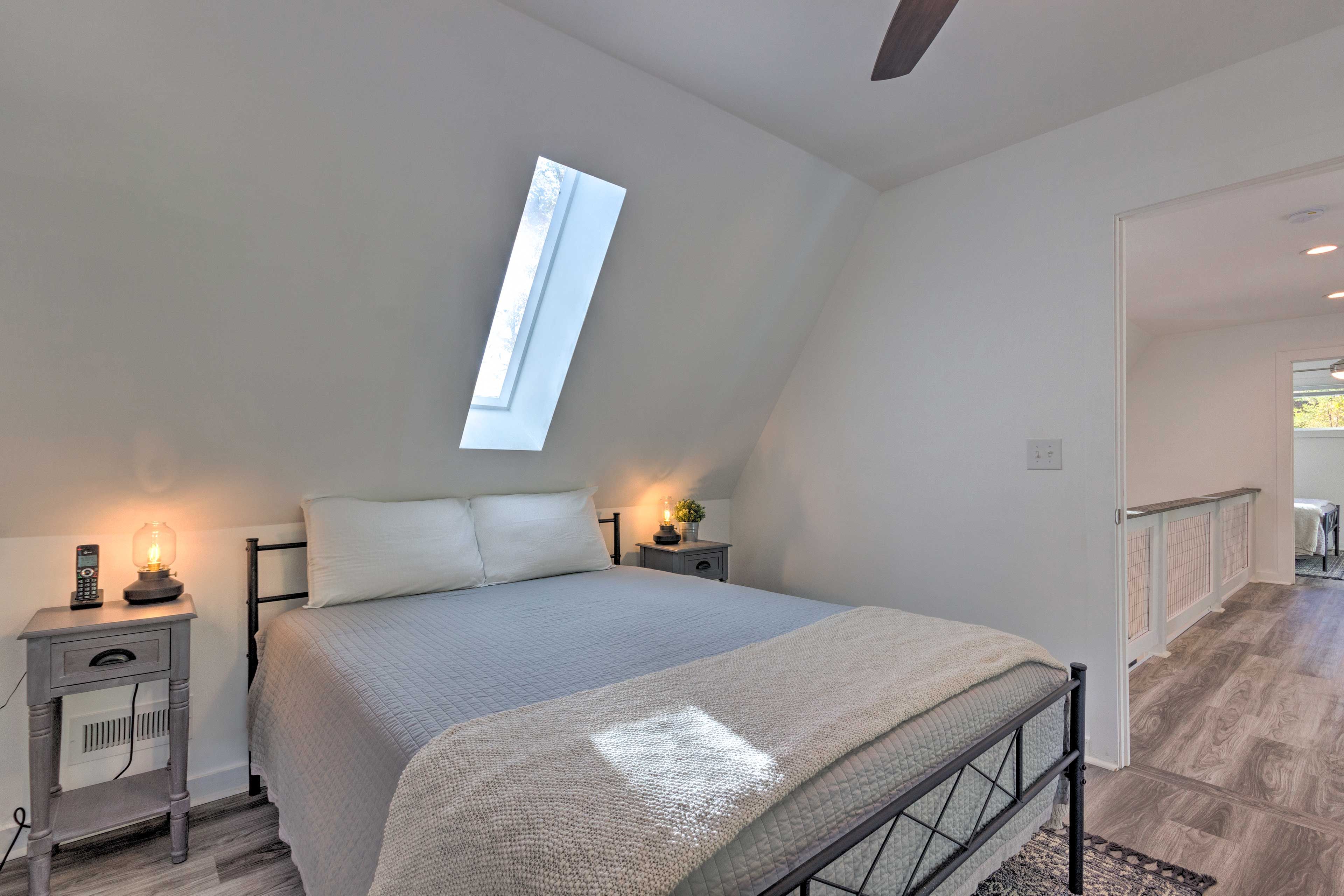 Bedroom 4 | Queen Bed | 3rd Floor