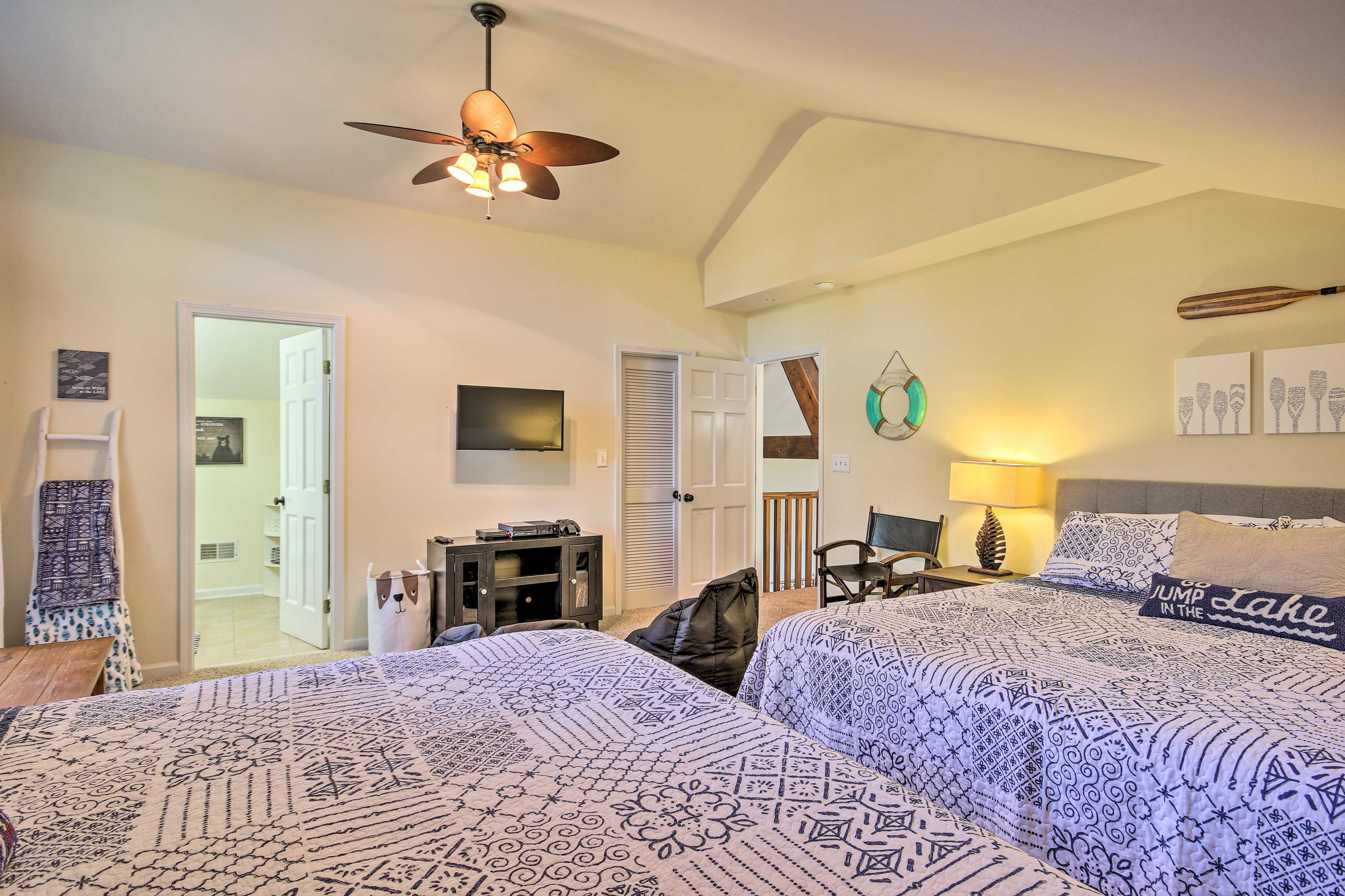 Bedroom 2 | Gaming Console