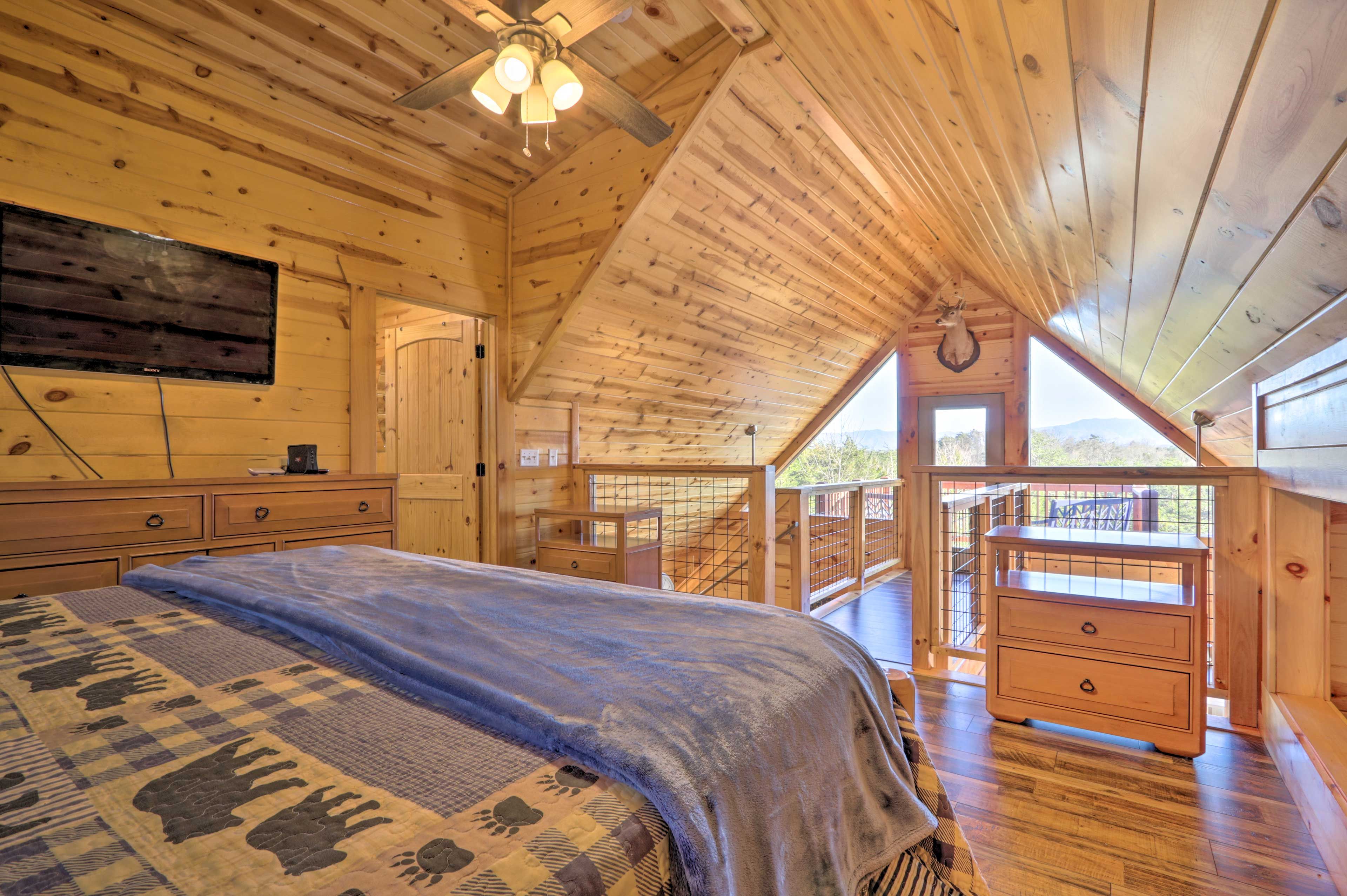 Bedroom 1 (Loft)