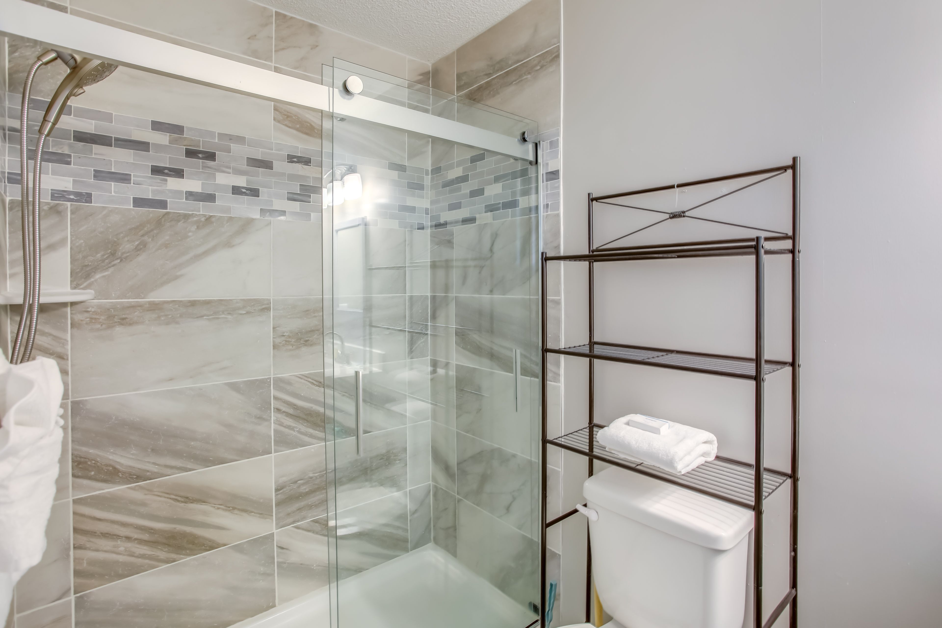 En-Suite Bathroom | Towels Provided