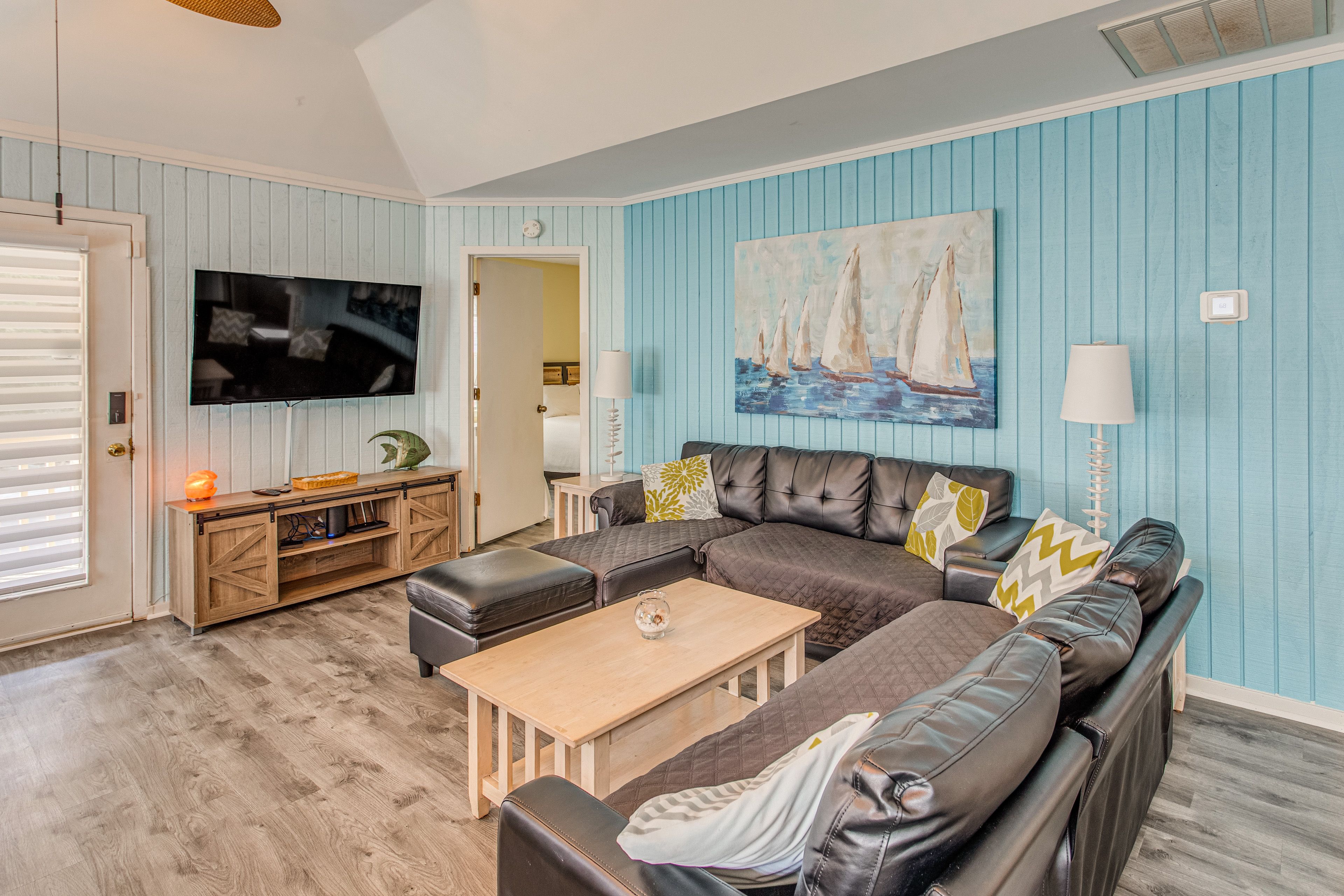 Myrtle Beach Vacation Rental | 2BR | 2BA | Stairs Required to Access | 800 Sq Ft