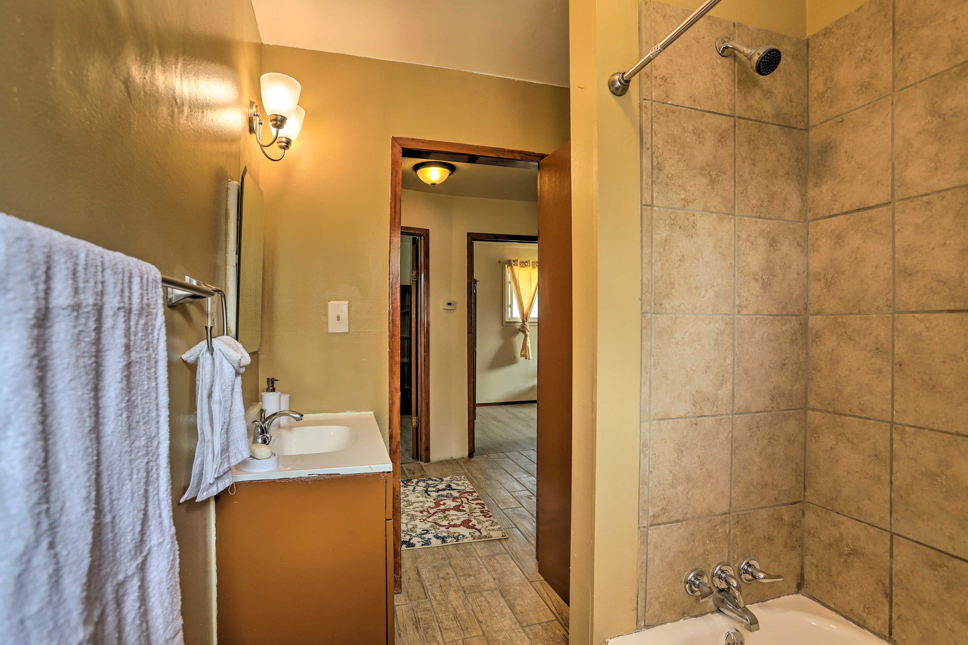 Full Bathroom