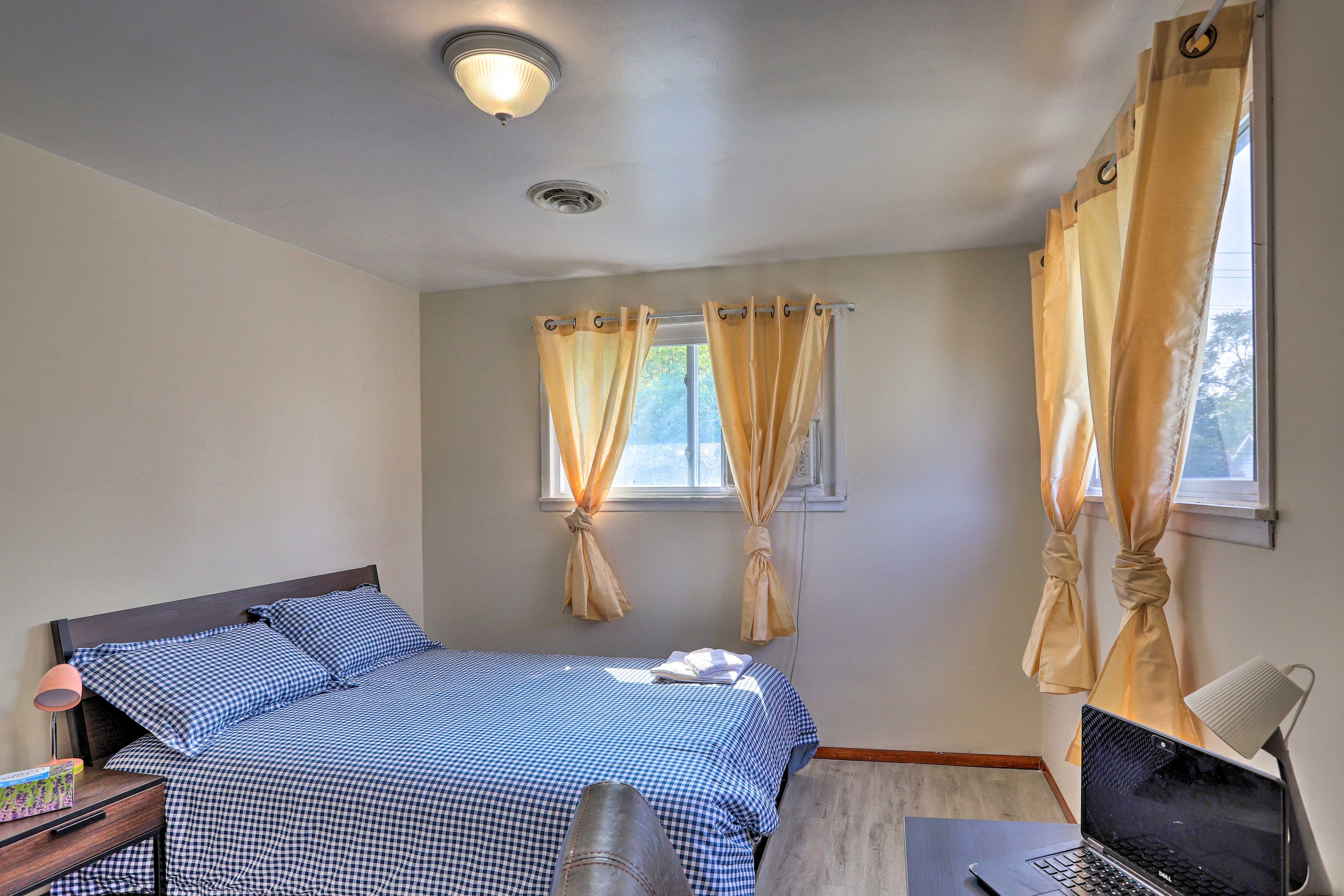 Bedroom 3 | Full Bed | 2nd Floor