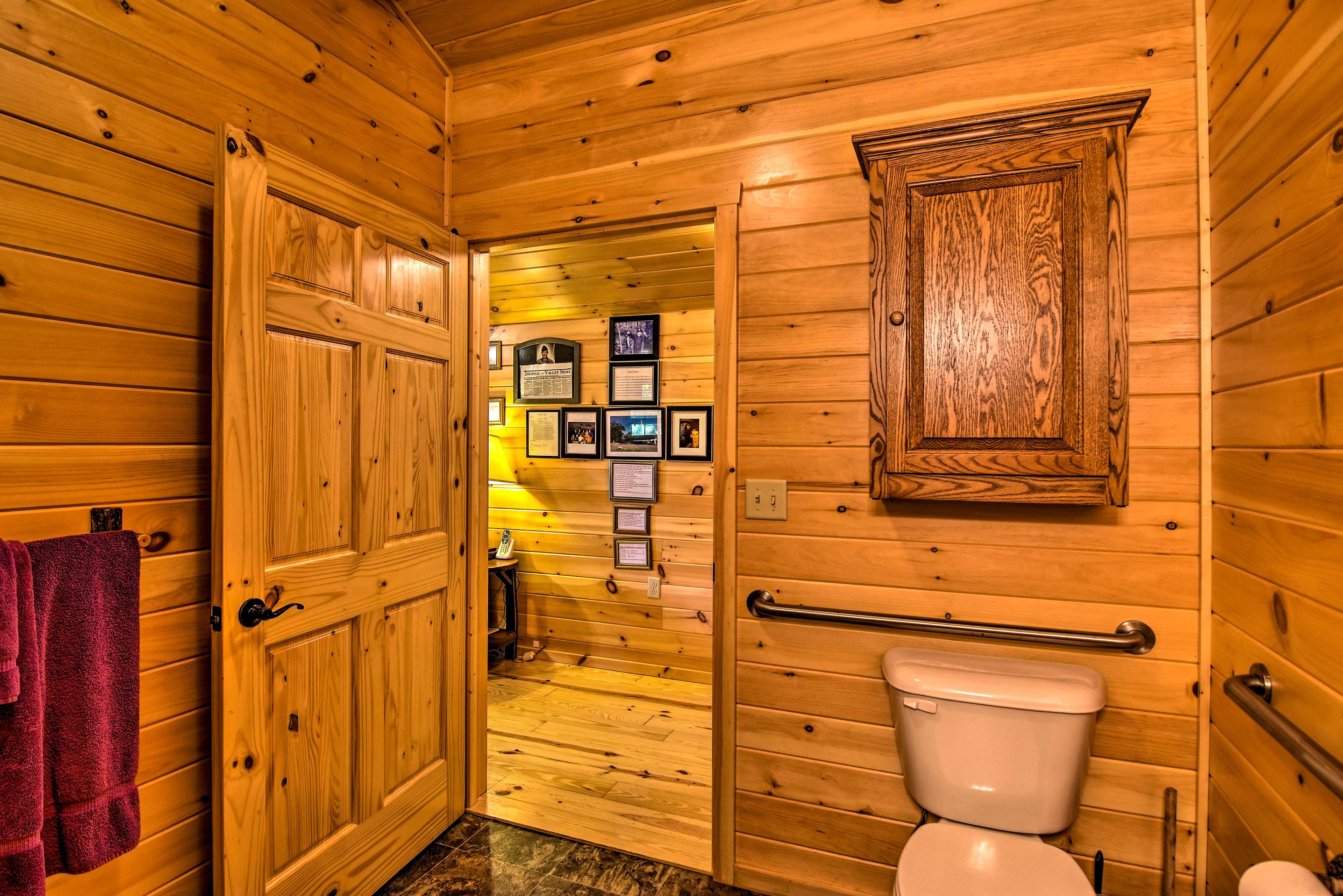 Bathroom | Towels Provided
