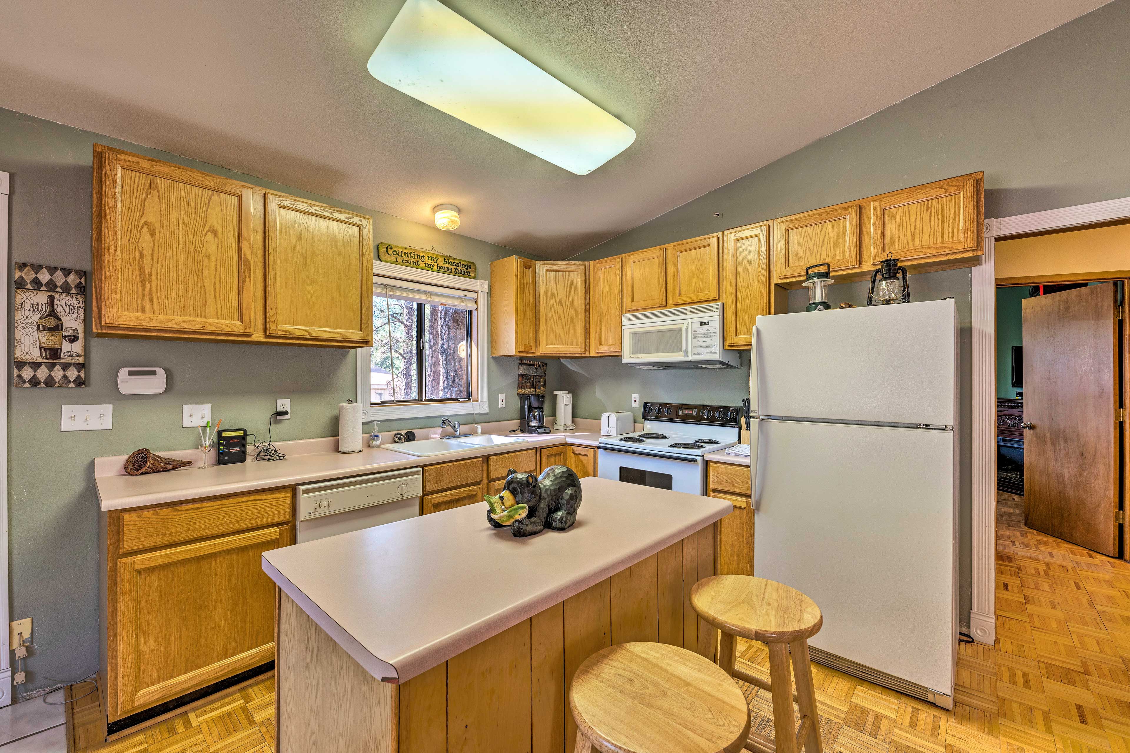 Kitchen | Drip Coffee Maker | Toaster