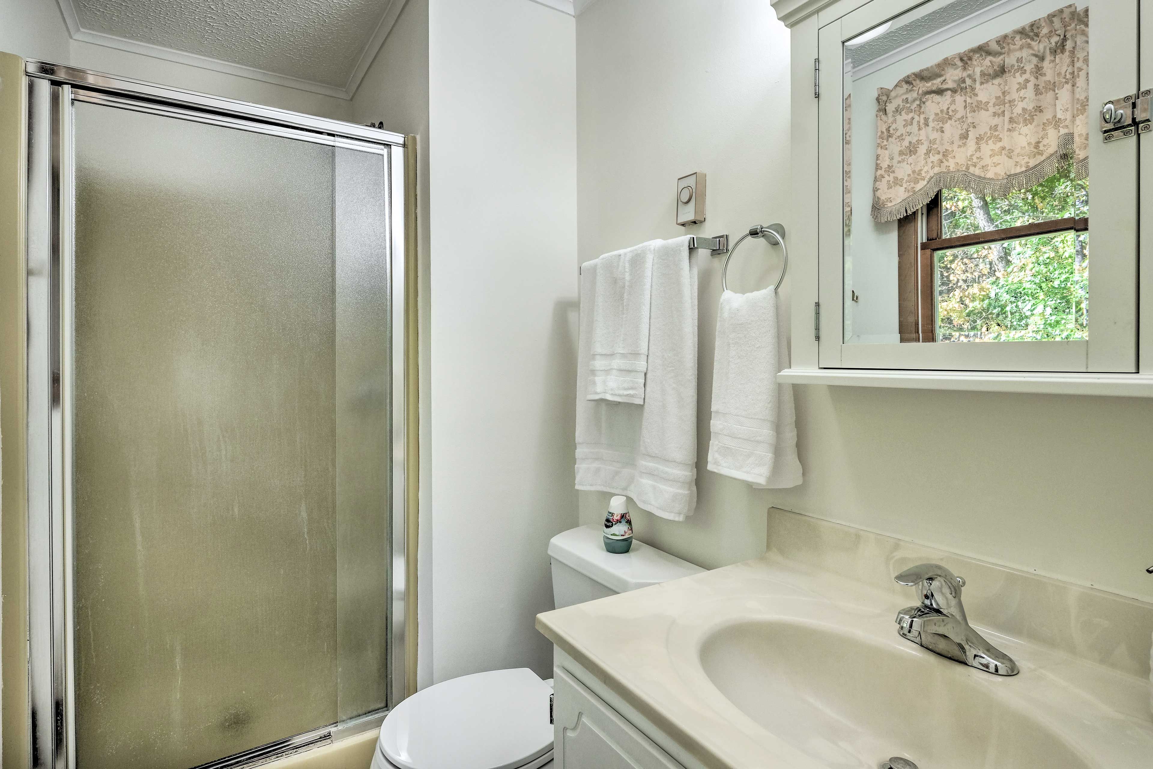 Bathroom | Towels Provided