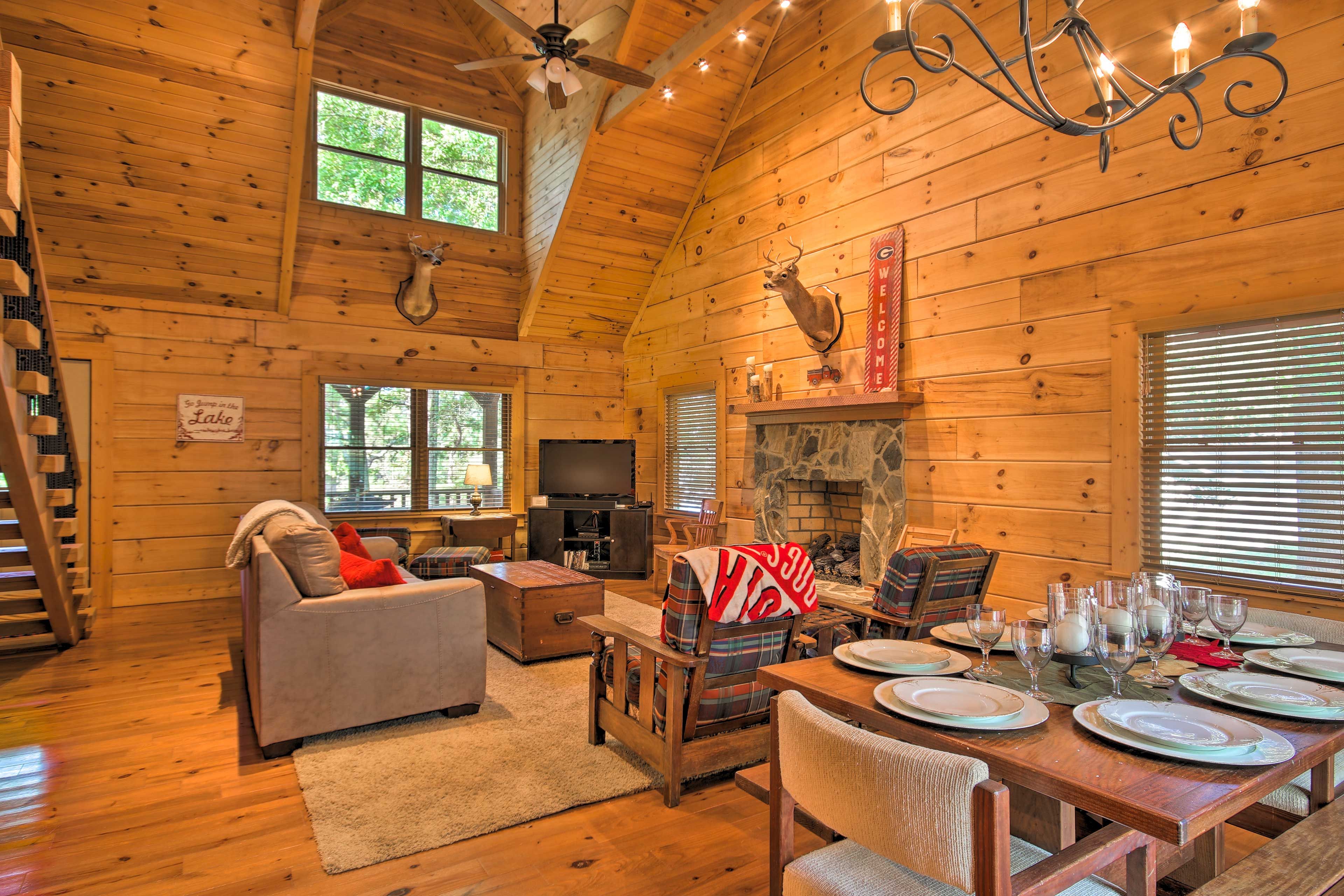 Living Room | Smart TV