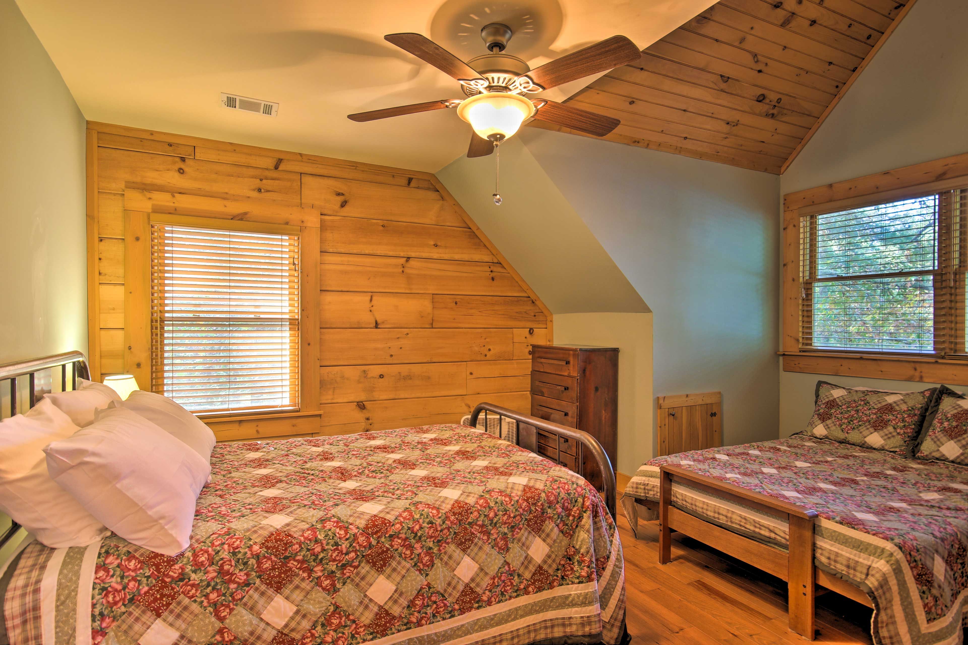 Bedroom 4 | 2 Full Beds