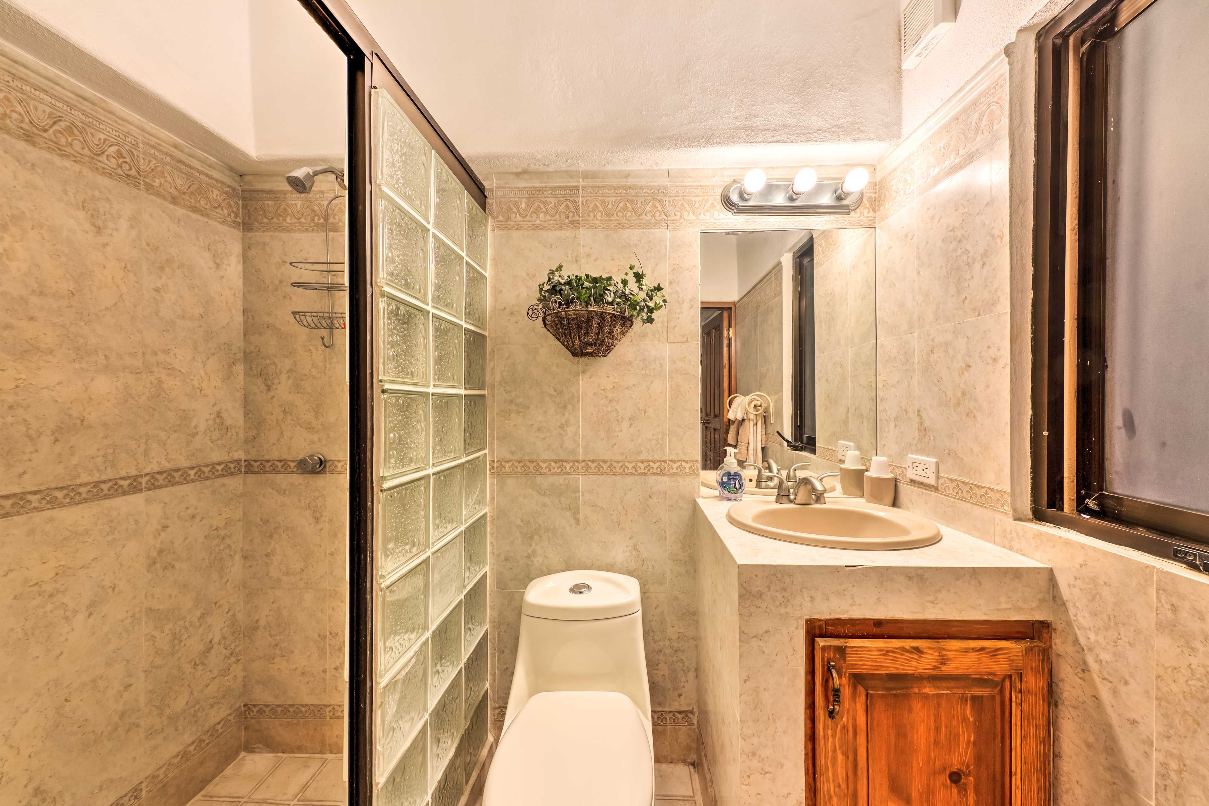 Full Bathroom