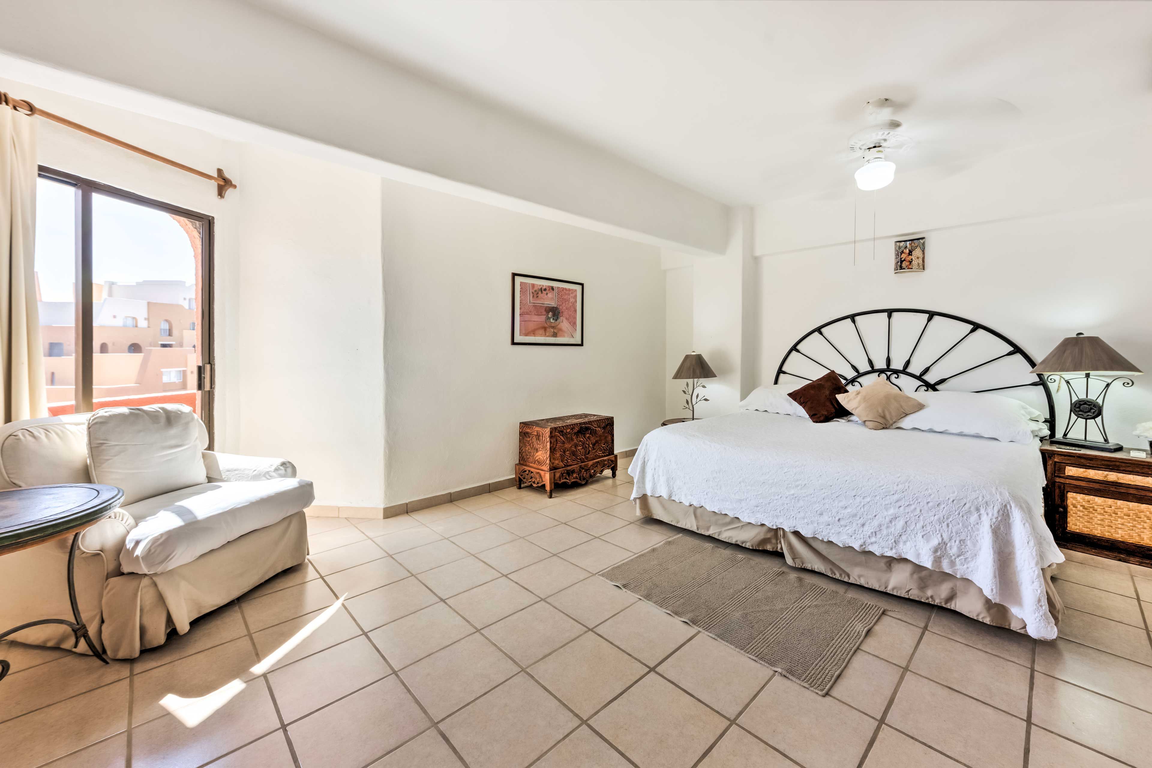 Bedroom 1 | King Bed | Linens Provided