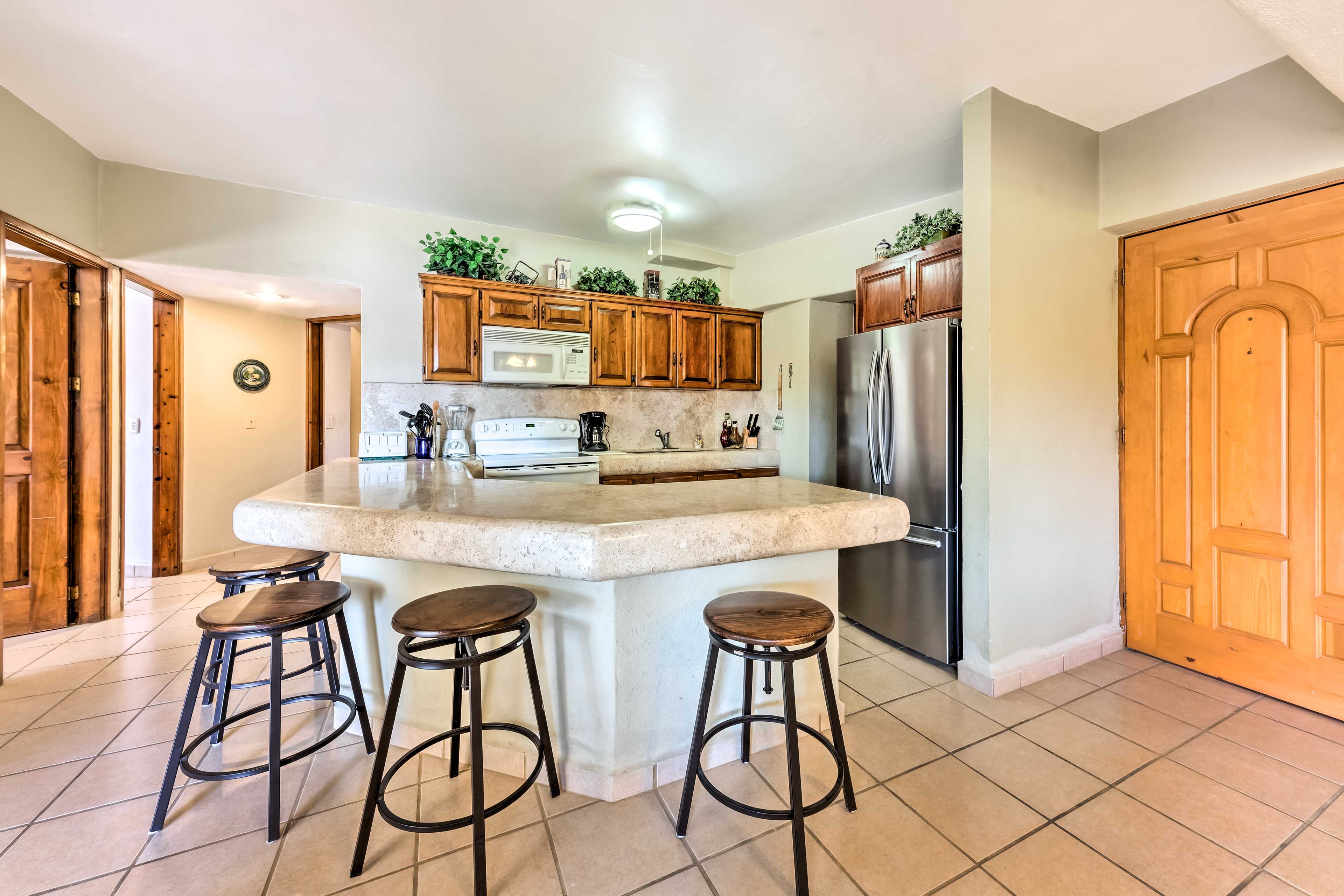 Kitchen | Cooking Basics | Breakfast Bar
