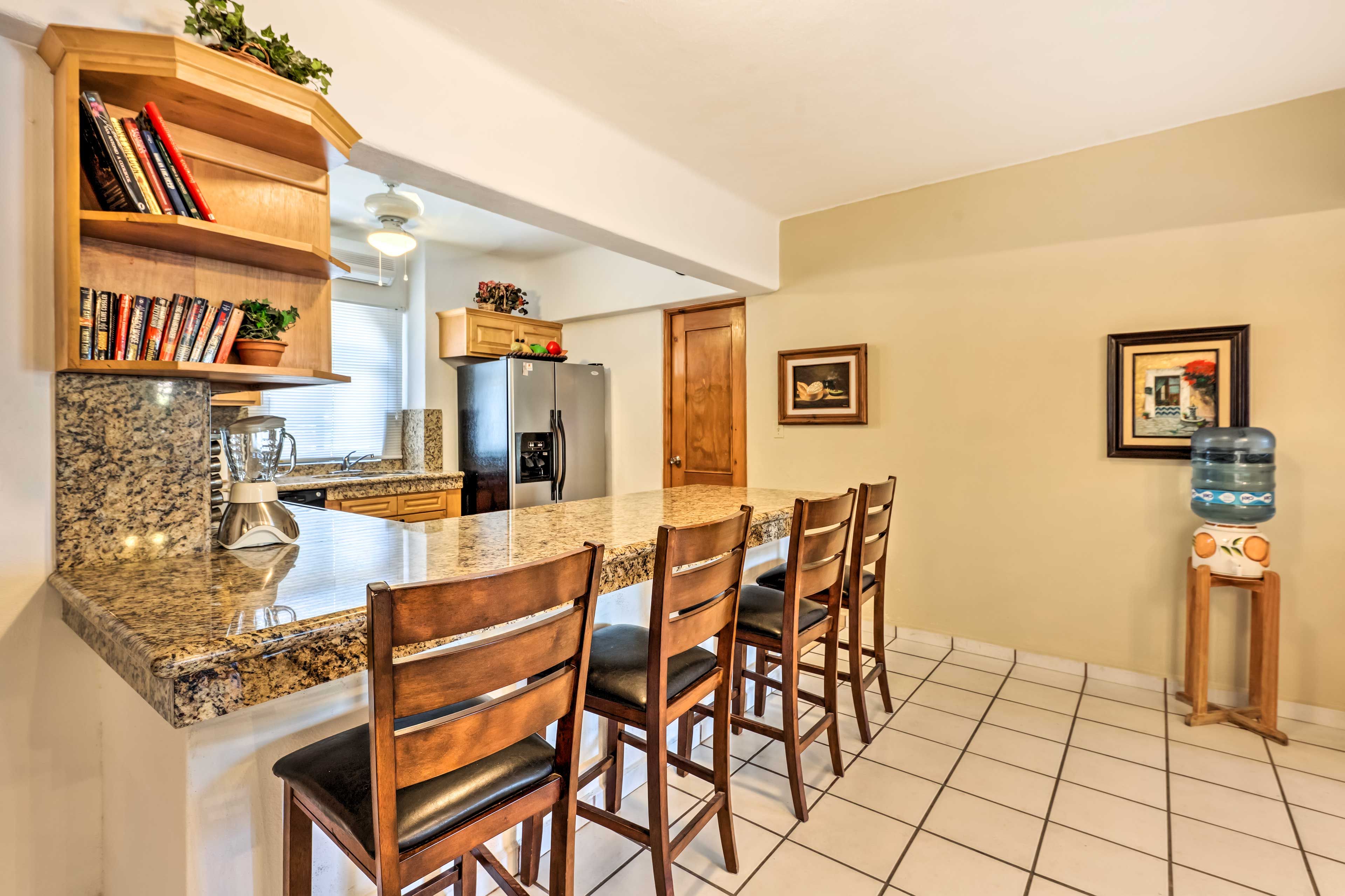 Fully Equipped Kitchen | Coffee Maker | Cooking Basics