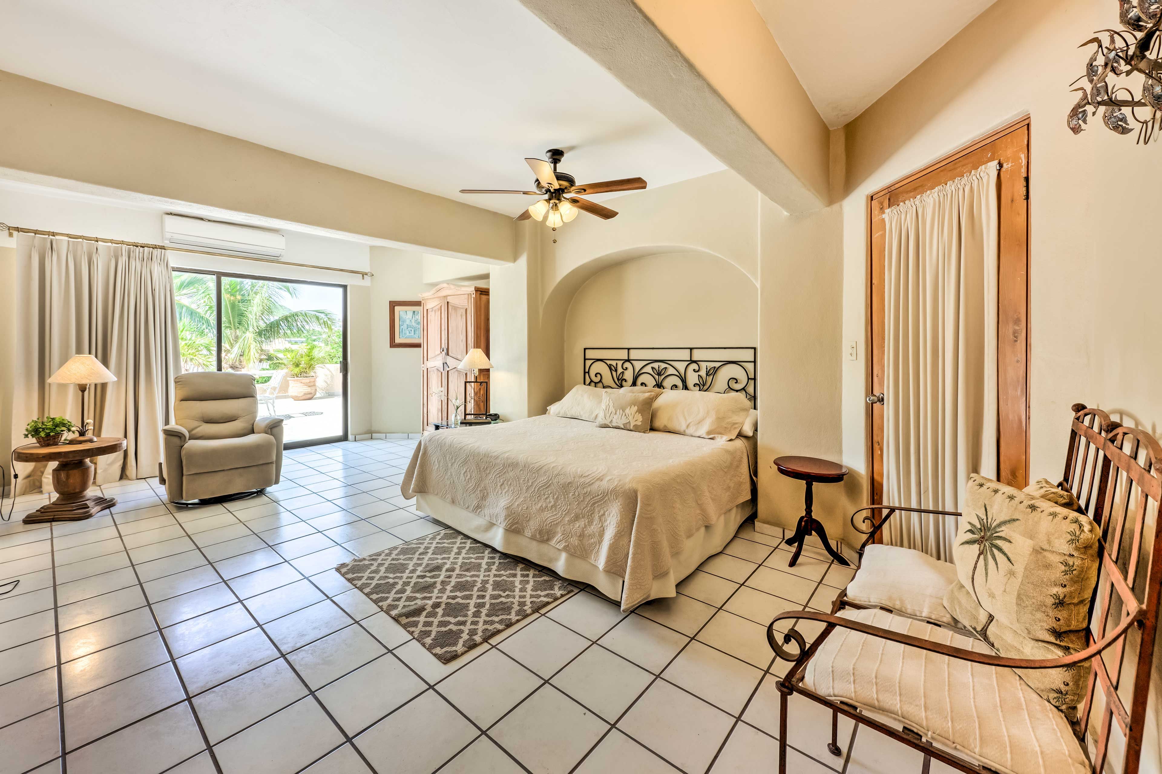 Bedroom 1 | Queen Bed | Linens Provided | En-Suite Bathroom
