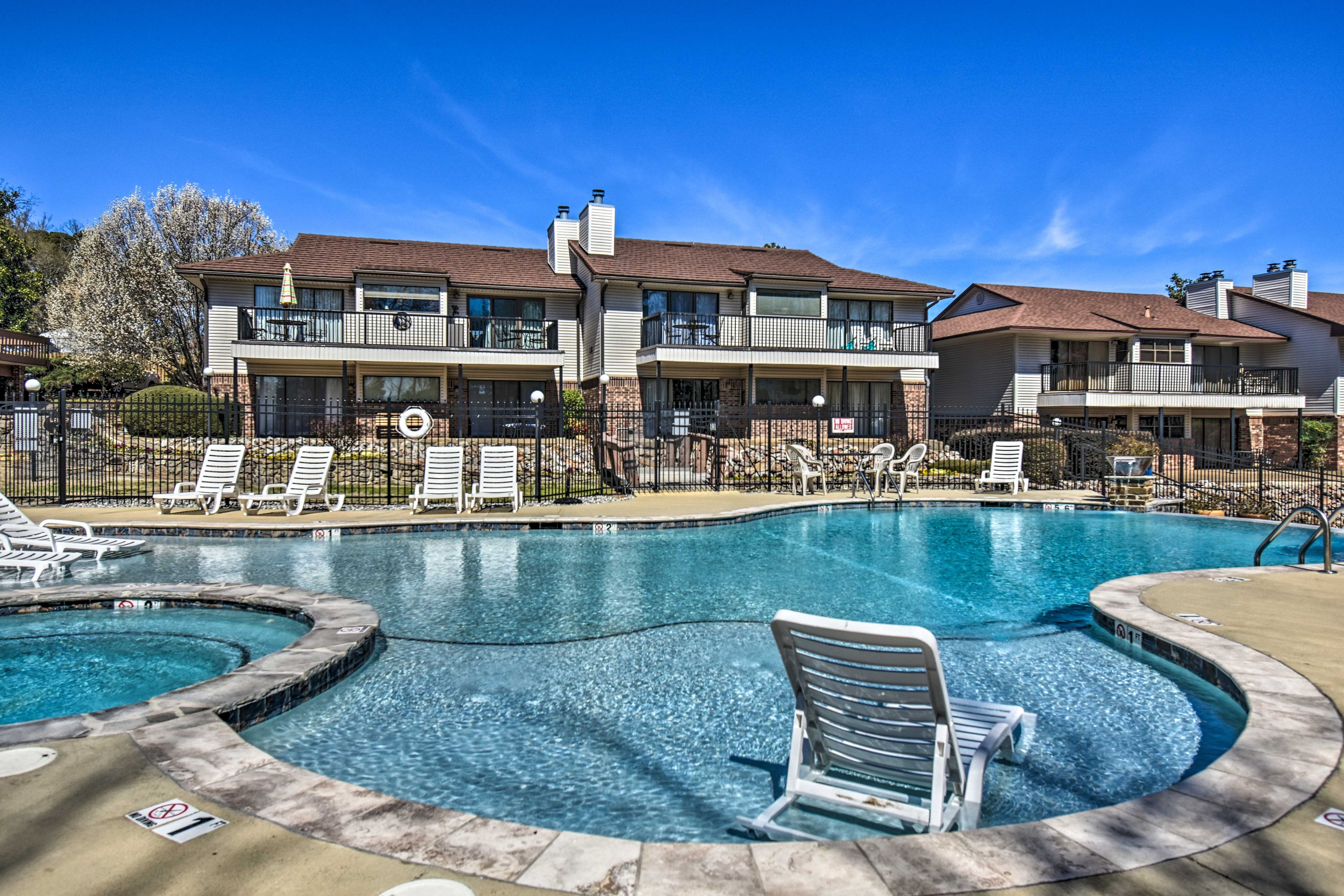 Emerald Isle Resort | Community Amenities | Complimentary Access
