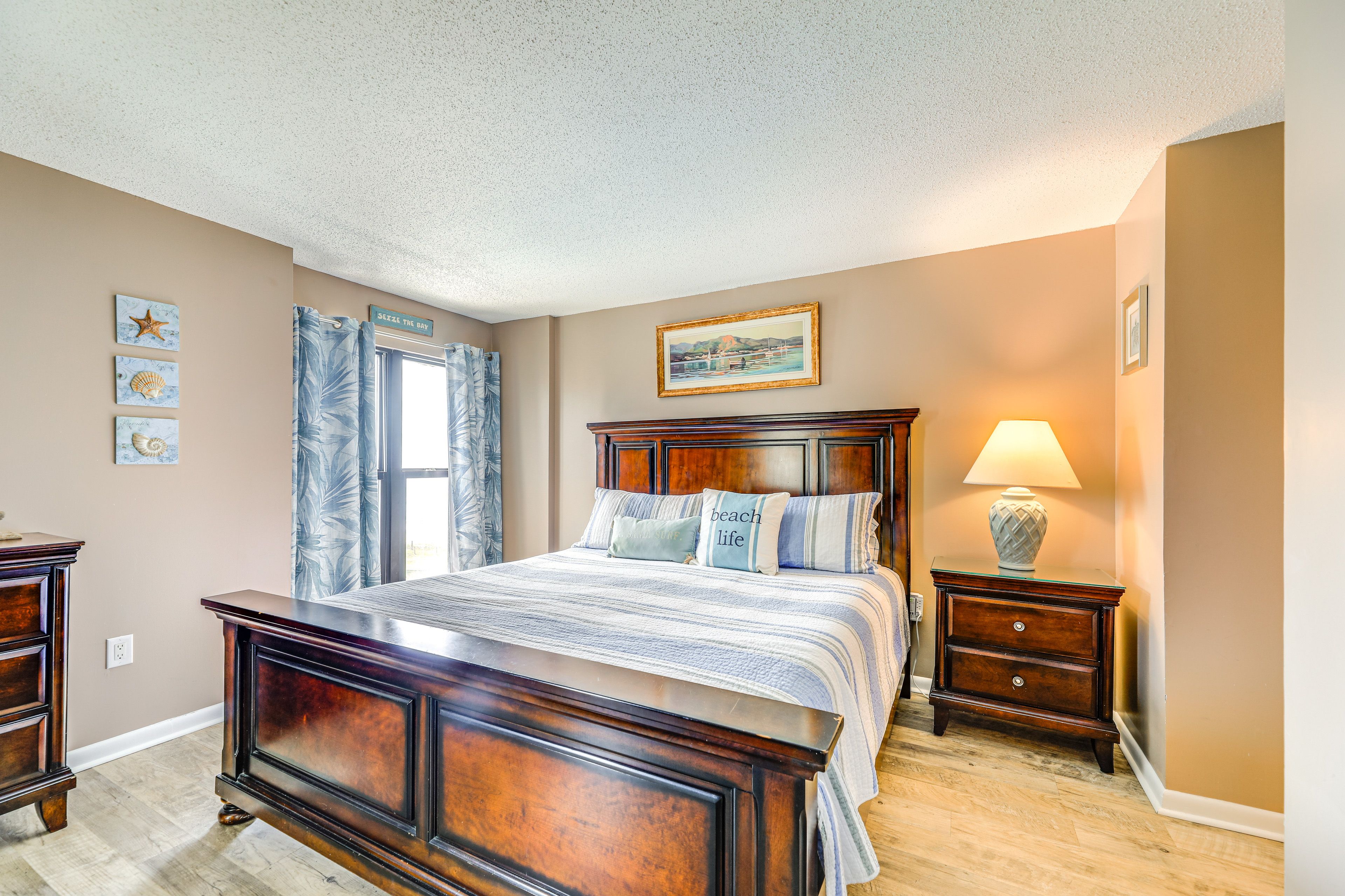 Bedroom 1 | King Bed | Linens Provided