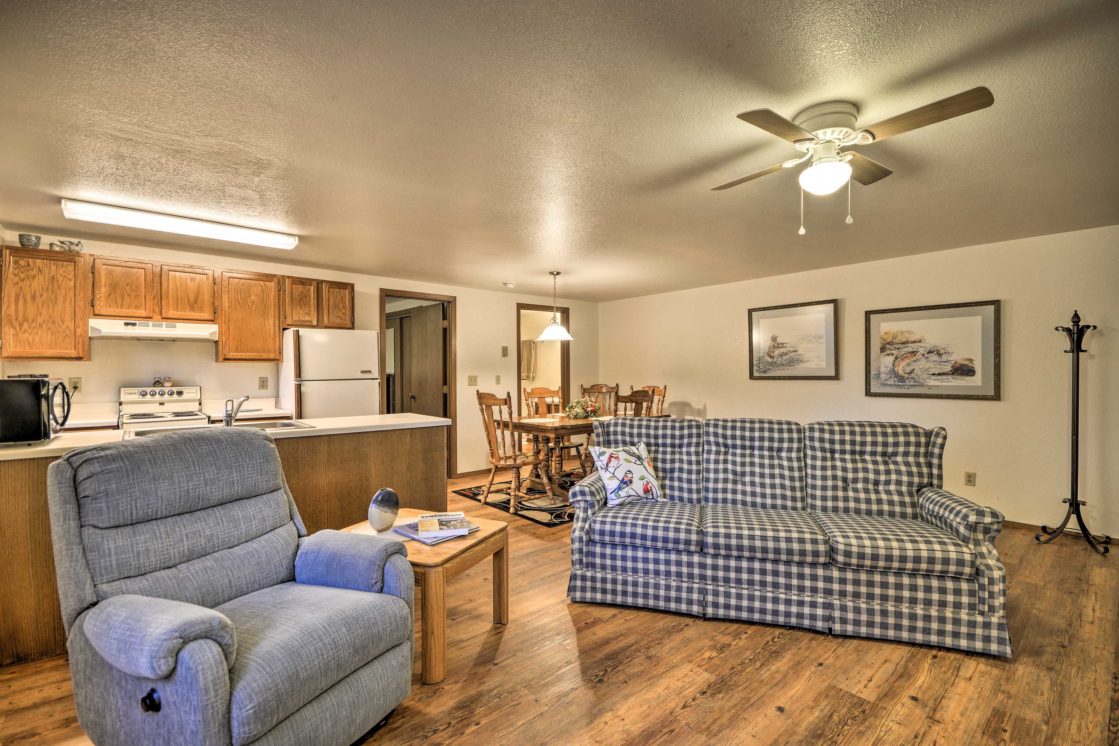 Living Area | Sleeper Sofa