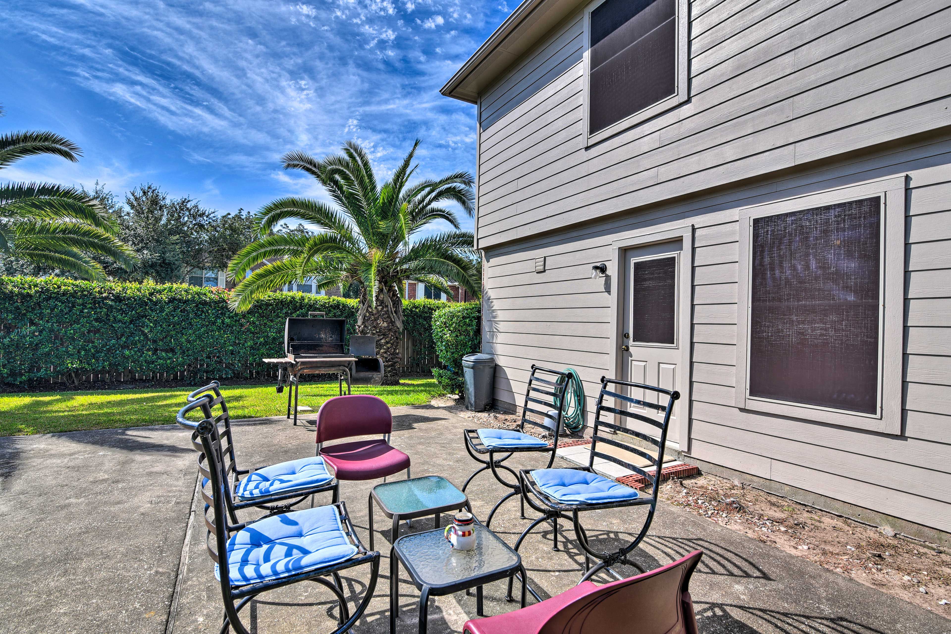 Outdoor Seating Area