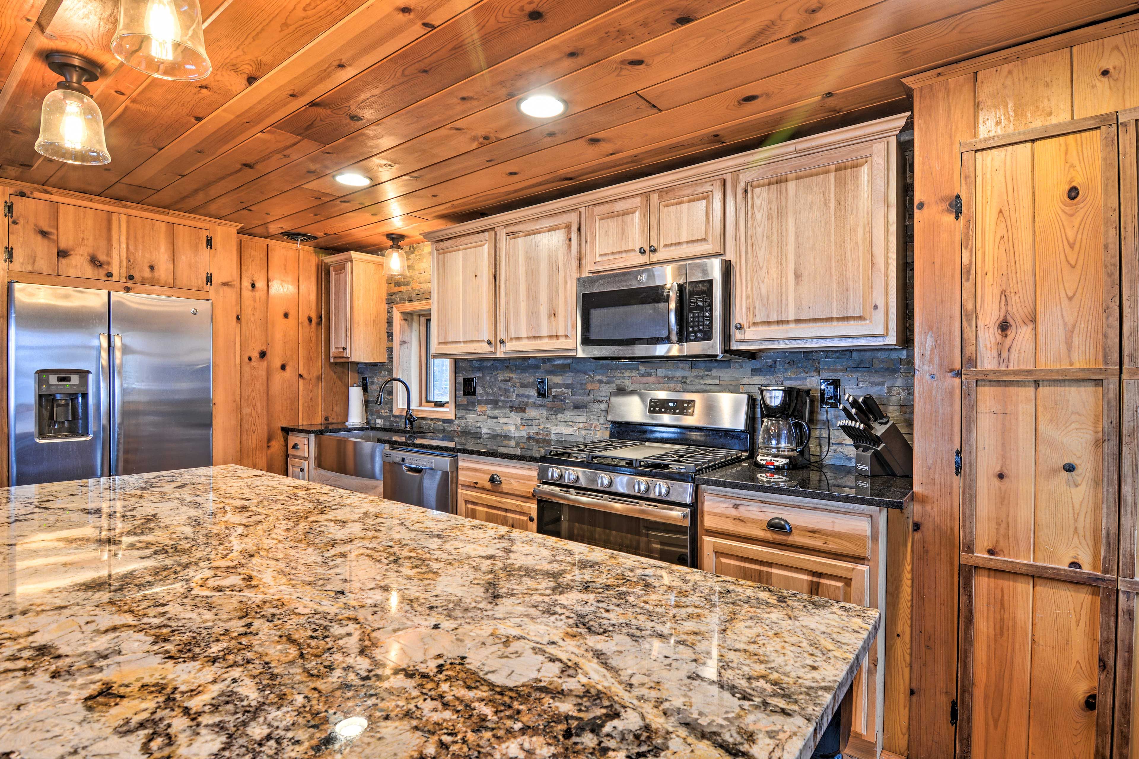 Fully Equipped Kitchen | Drip Coffee Maker | Crock-Pot