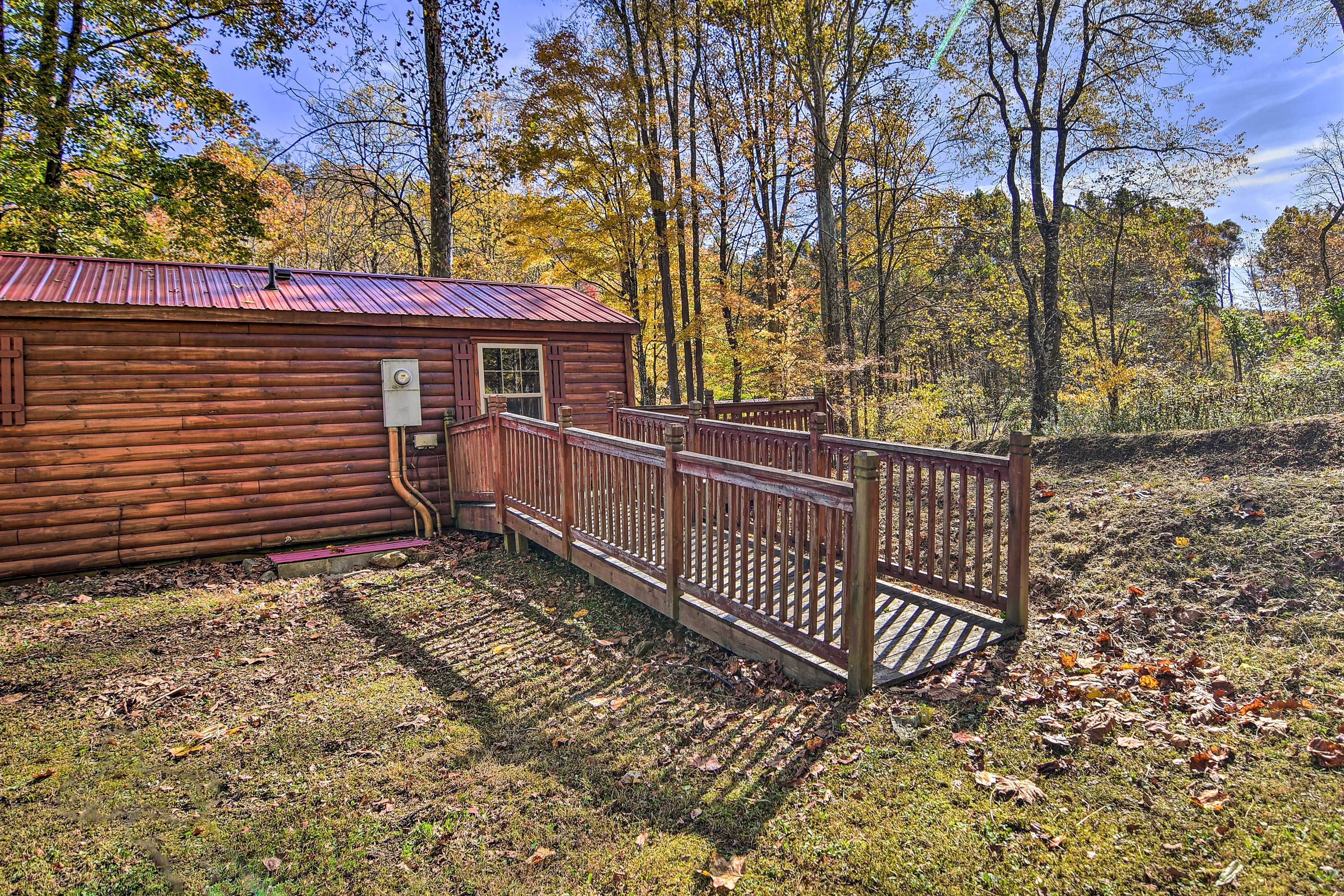 Cabin Exterior | Step-Free Access