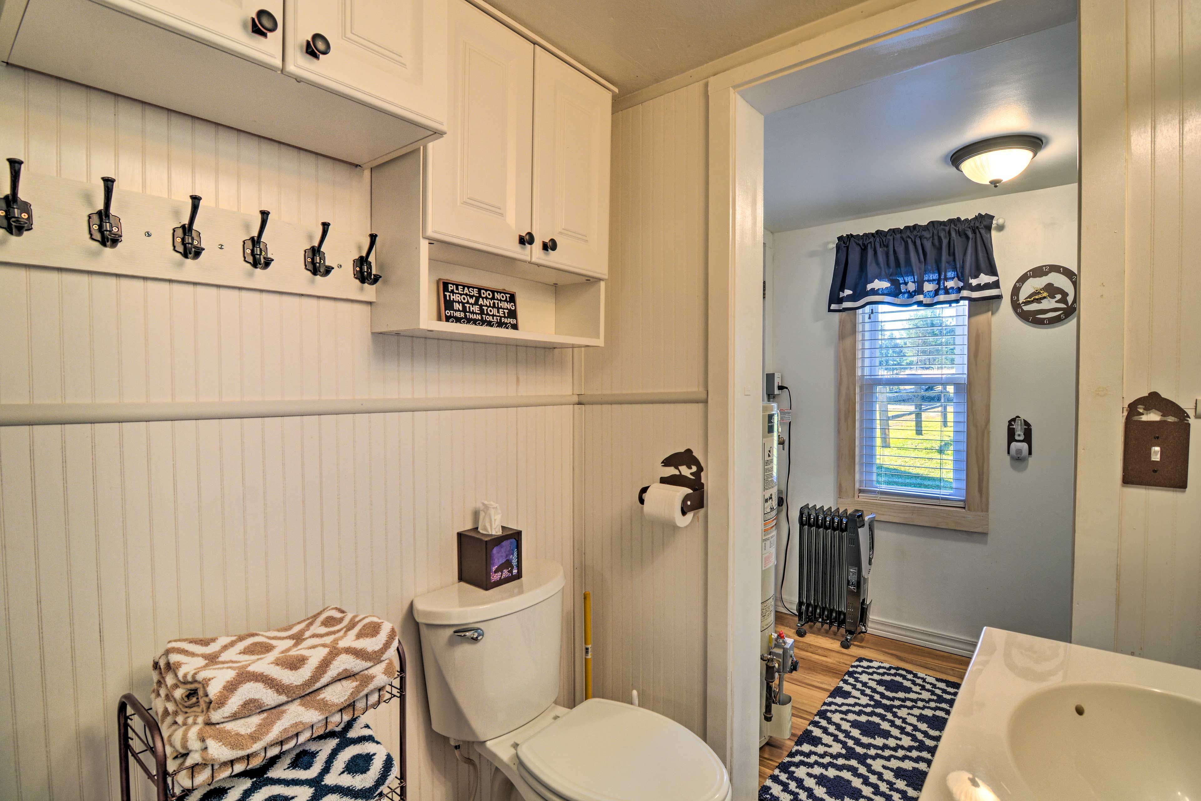 Full Bathroom