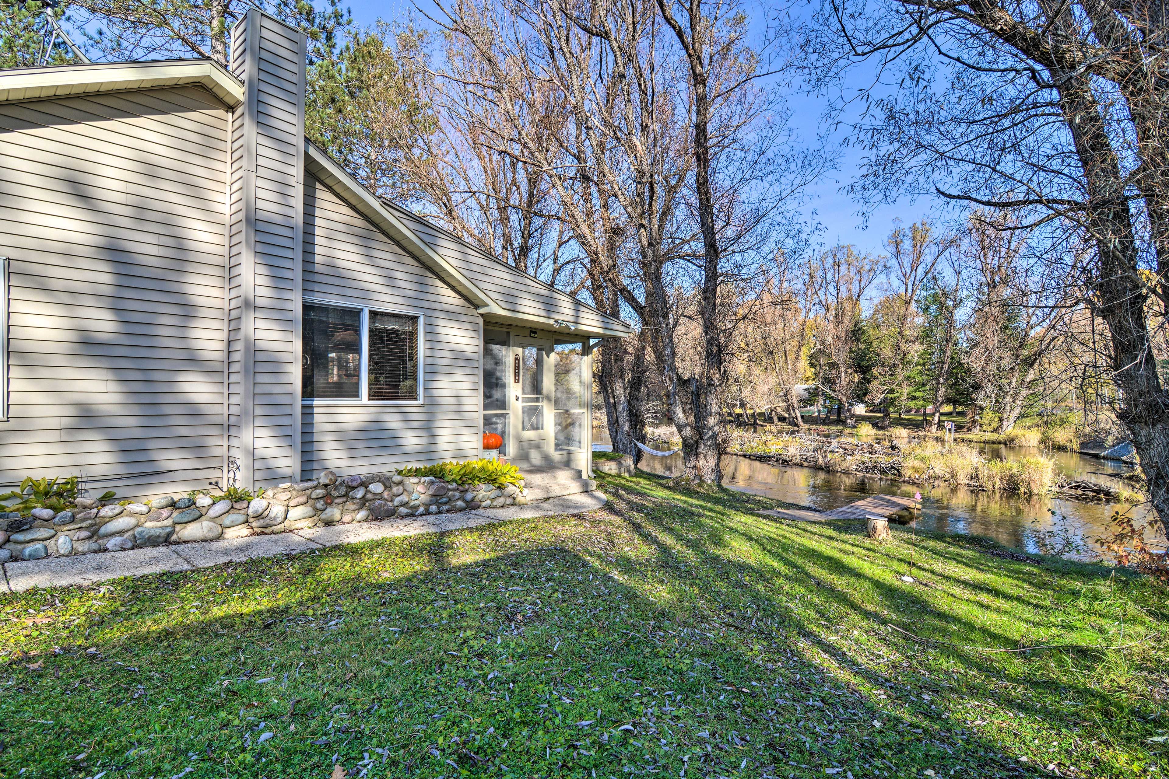 Home Exterior | Outdoor Seating