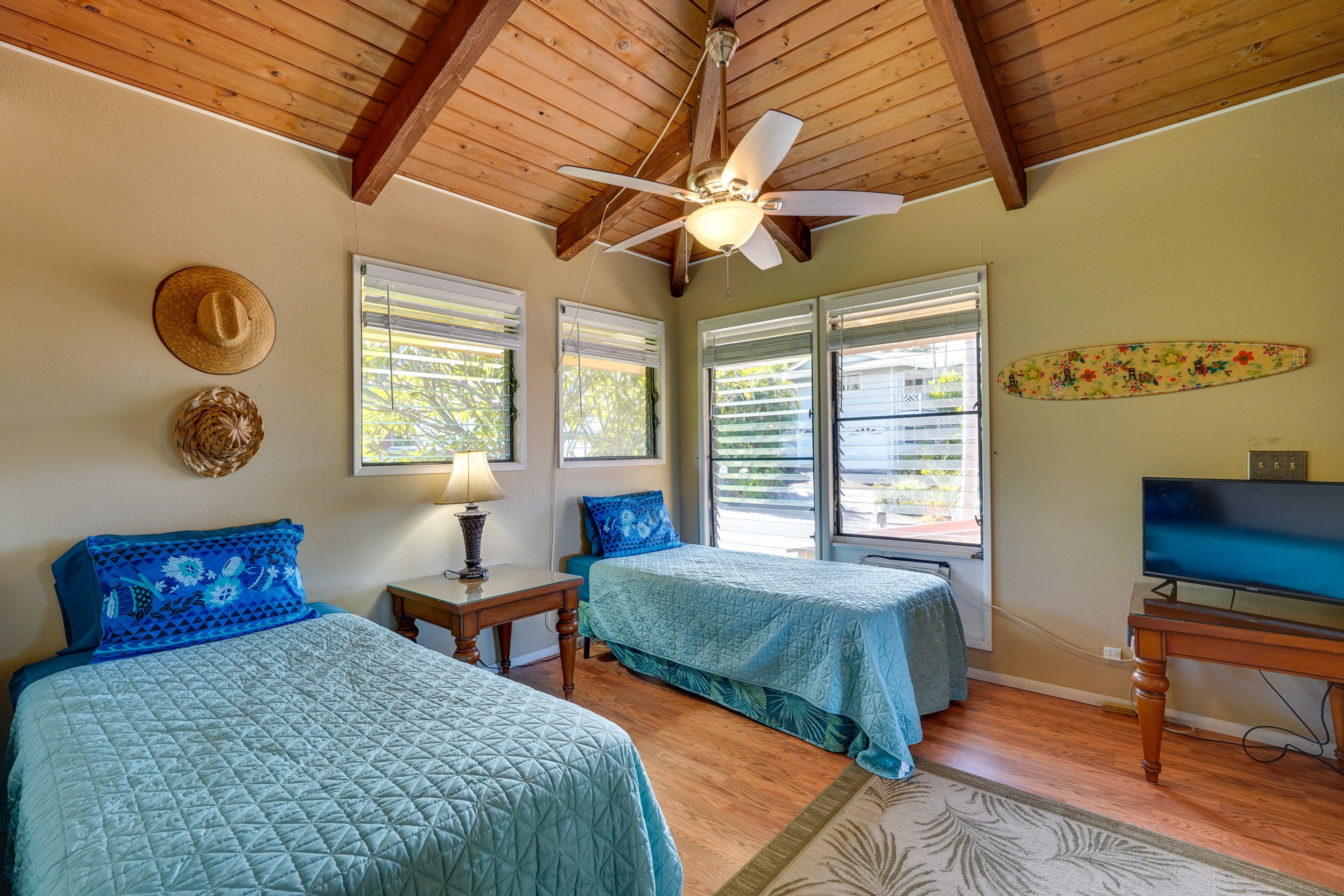 Bedroom 3 | 2 Twin Beds (Convertible to King Bed)