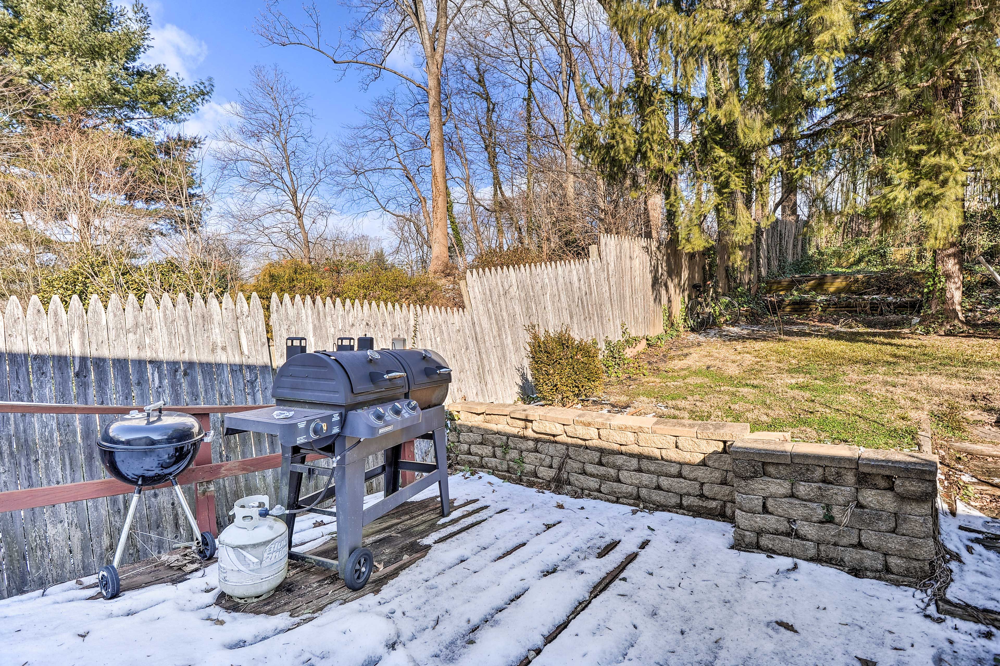 Deck | Charcoal Grill | Access to Studio