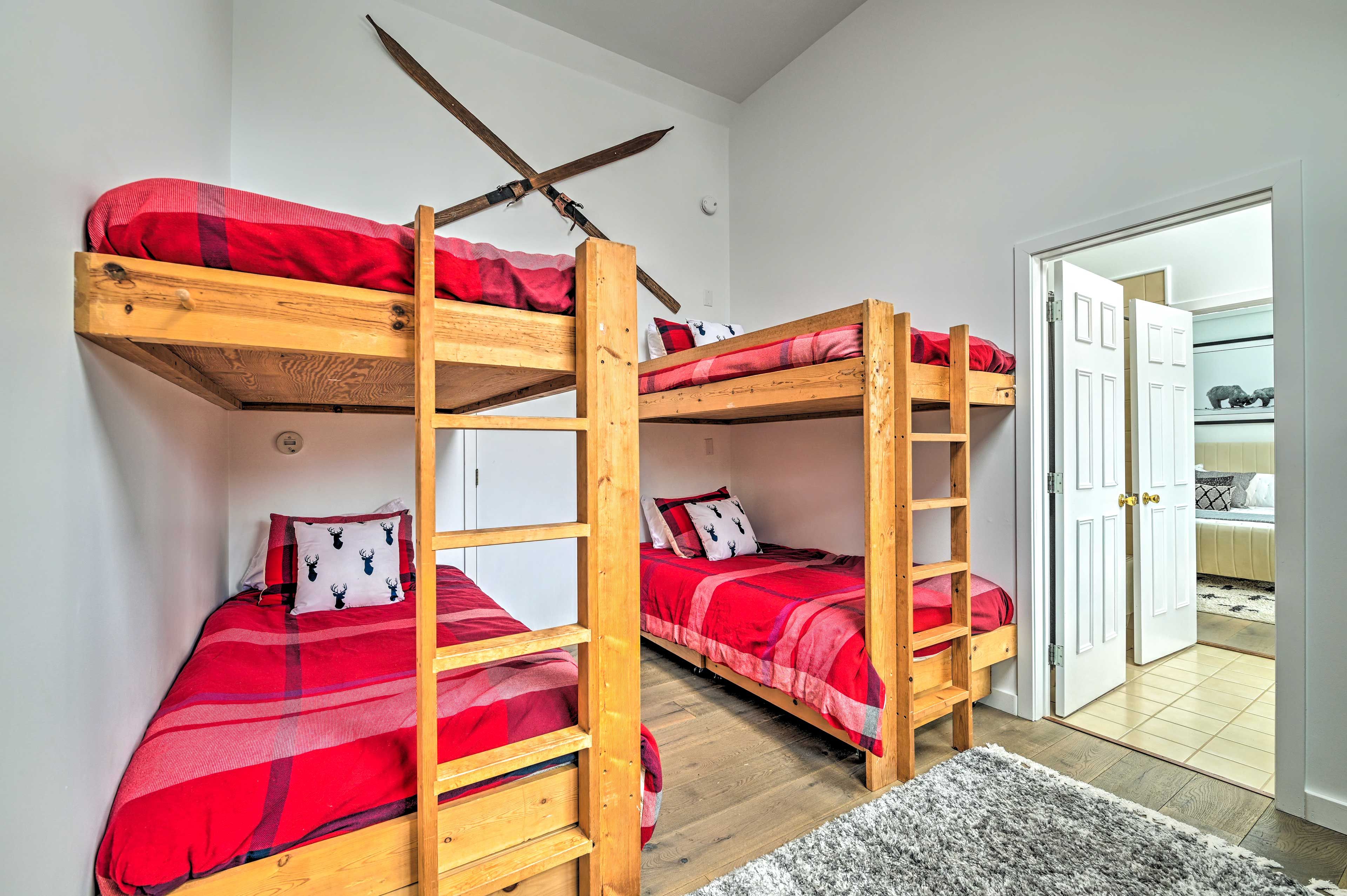 Bedroom 3 | 2 Twin Bunk Beds | Main Level