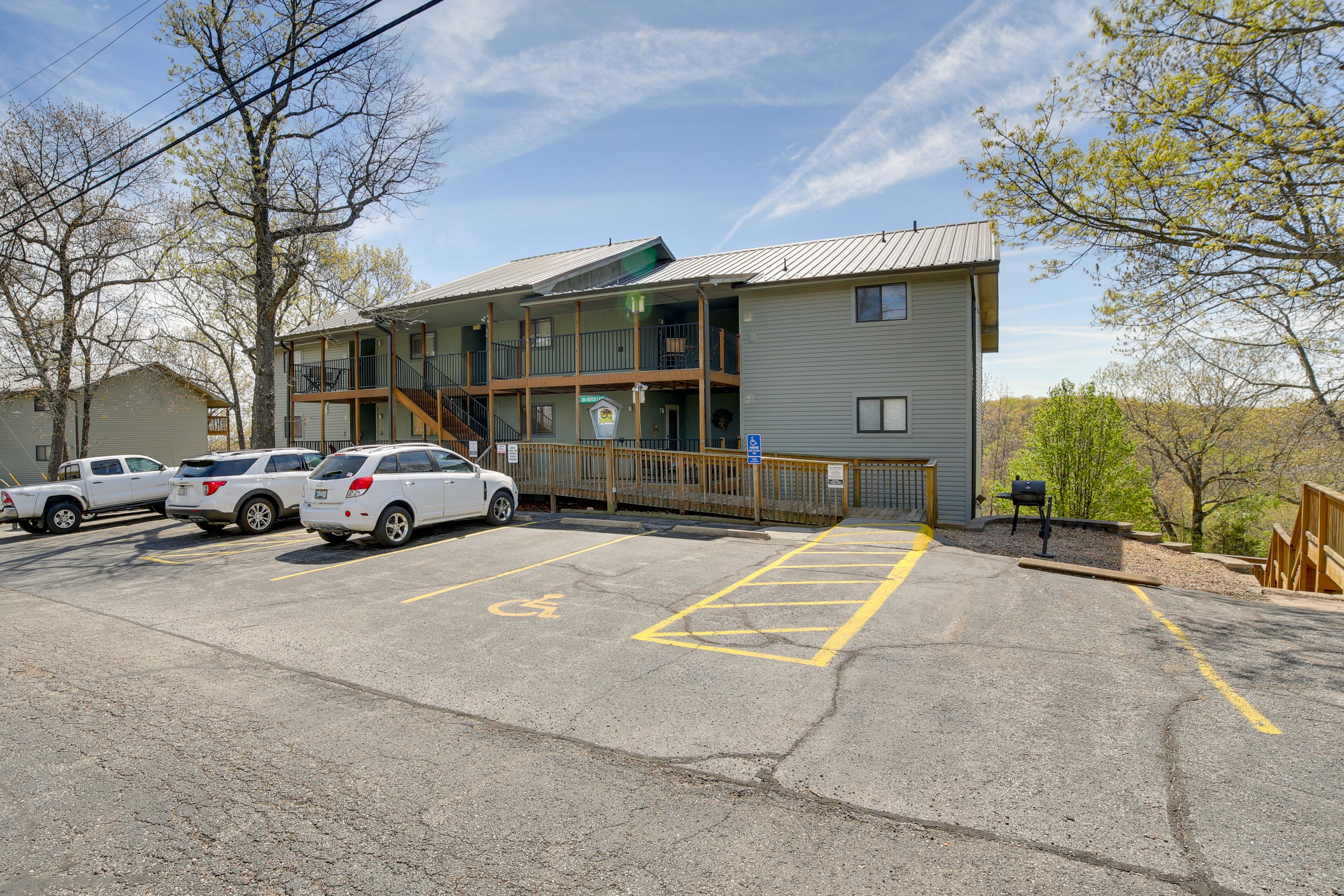 Parking | Community Lot (2 Vehicles) | RV/Trailer Parking Available