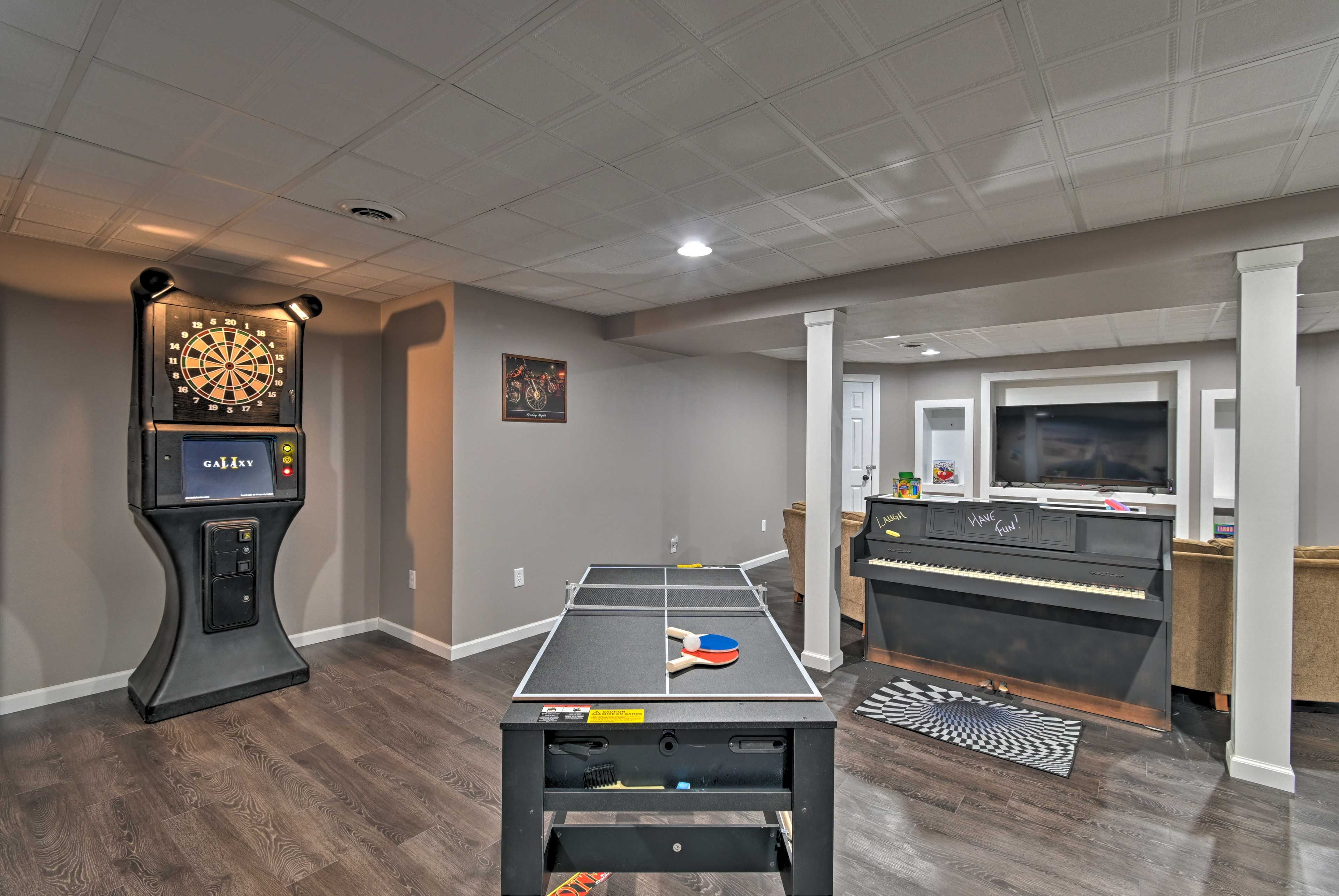 Game Room | Basement | Ping Pong Table | Dartboard | TV Area