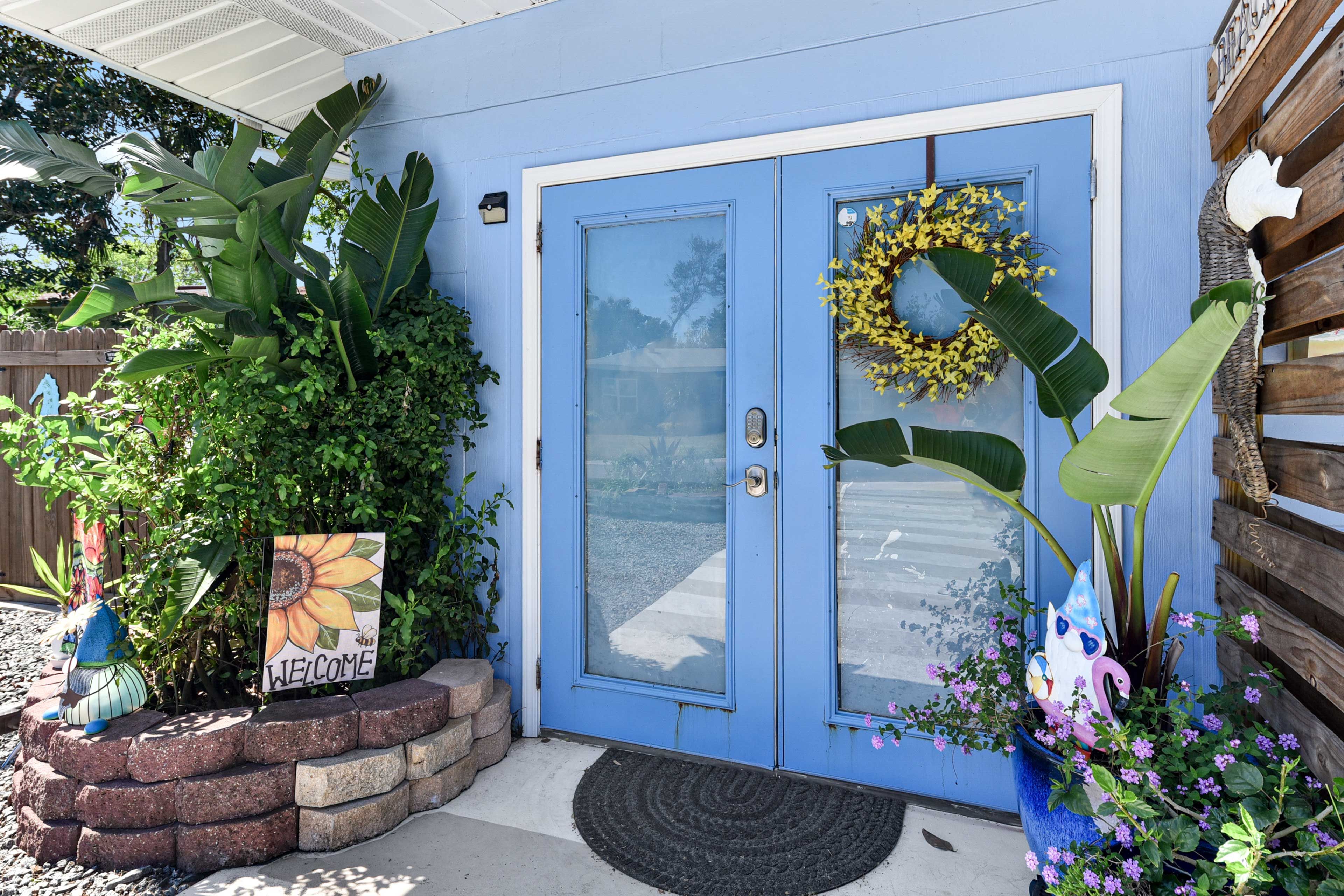 Exterior | Parking | Driveway (2 Vehicles) | No EV Charging Allowed
