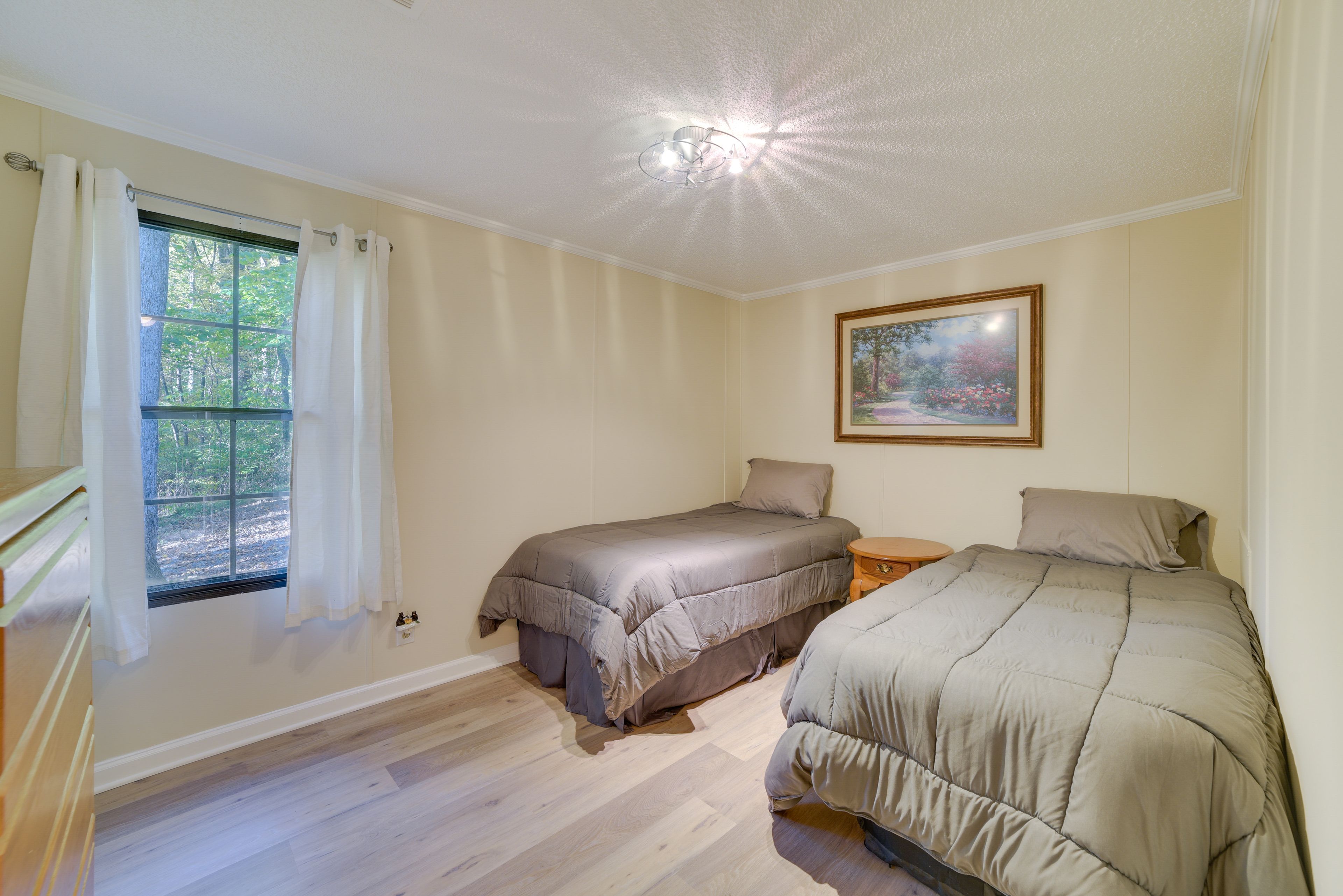 Bedroom 3 | 2 Twin Beds