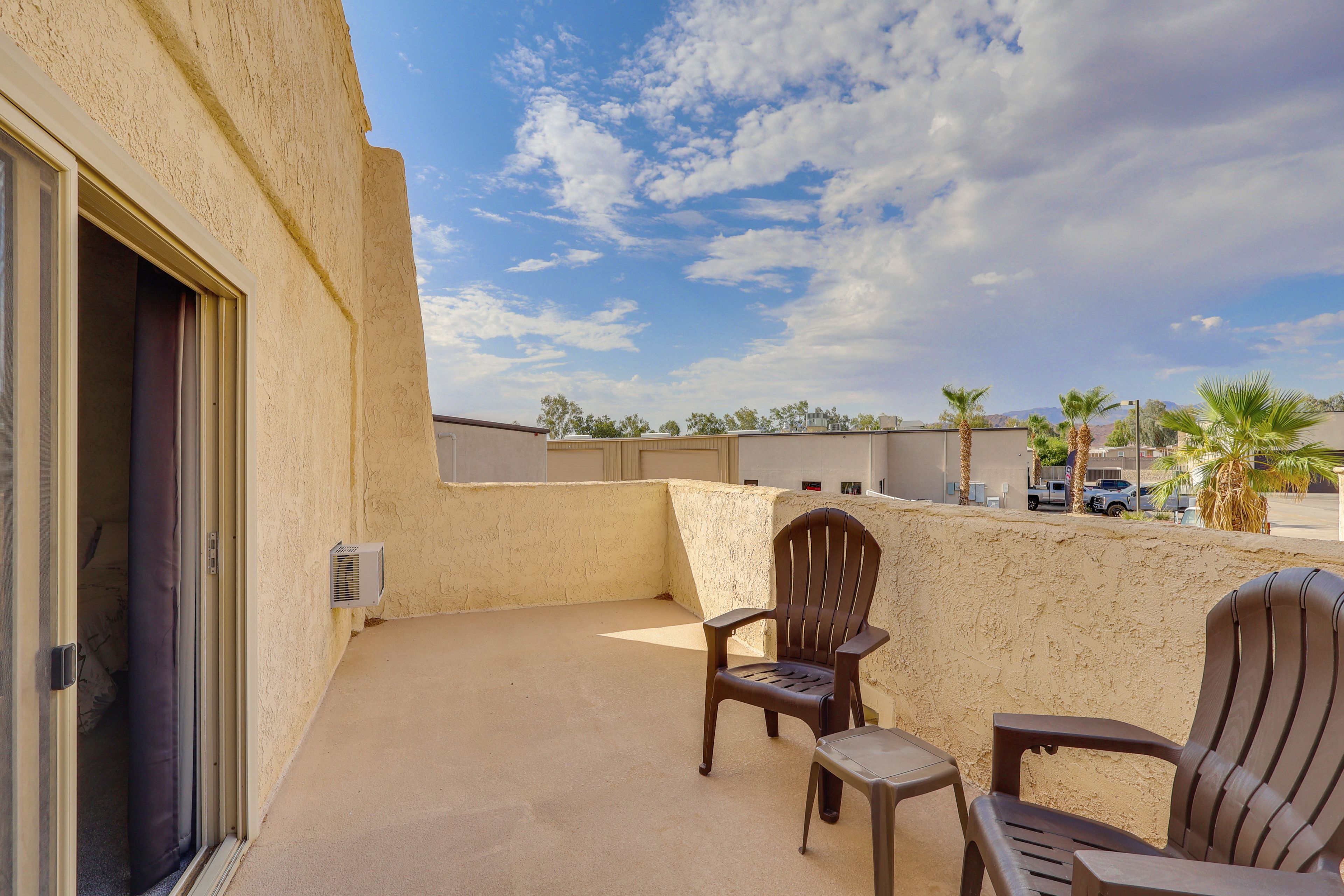 2 Private Balconies