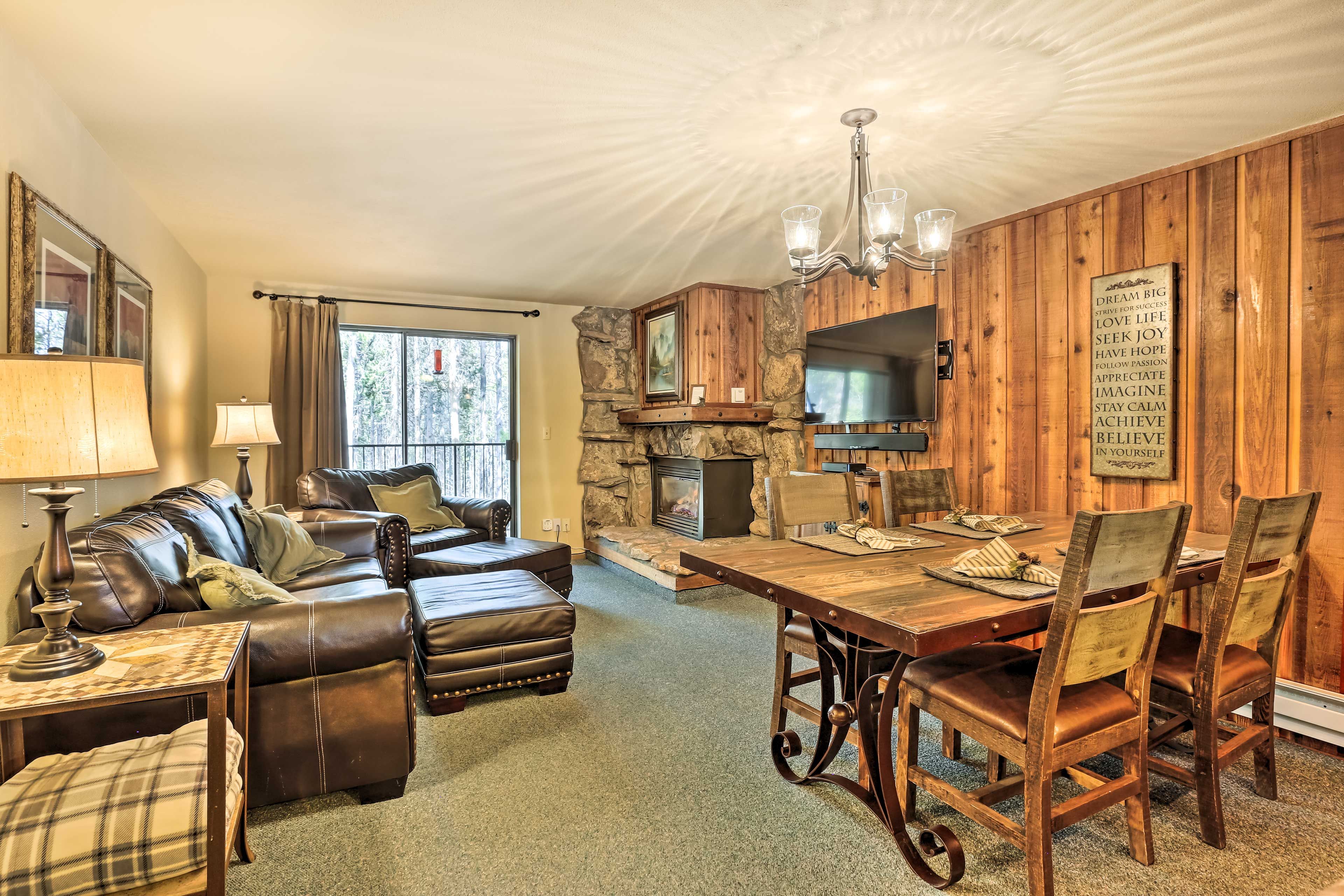Living Room | Free WiFi | Central Heat