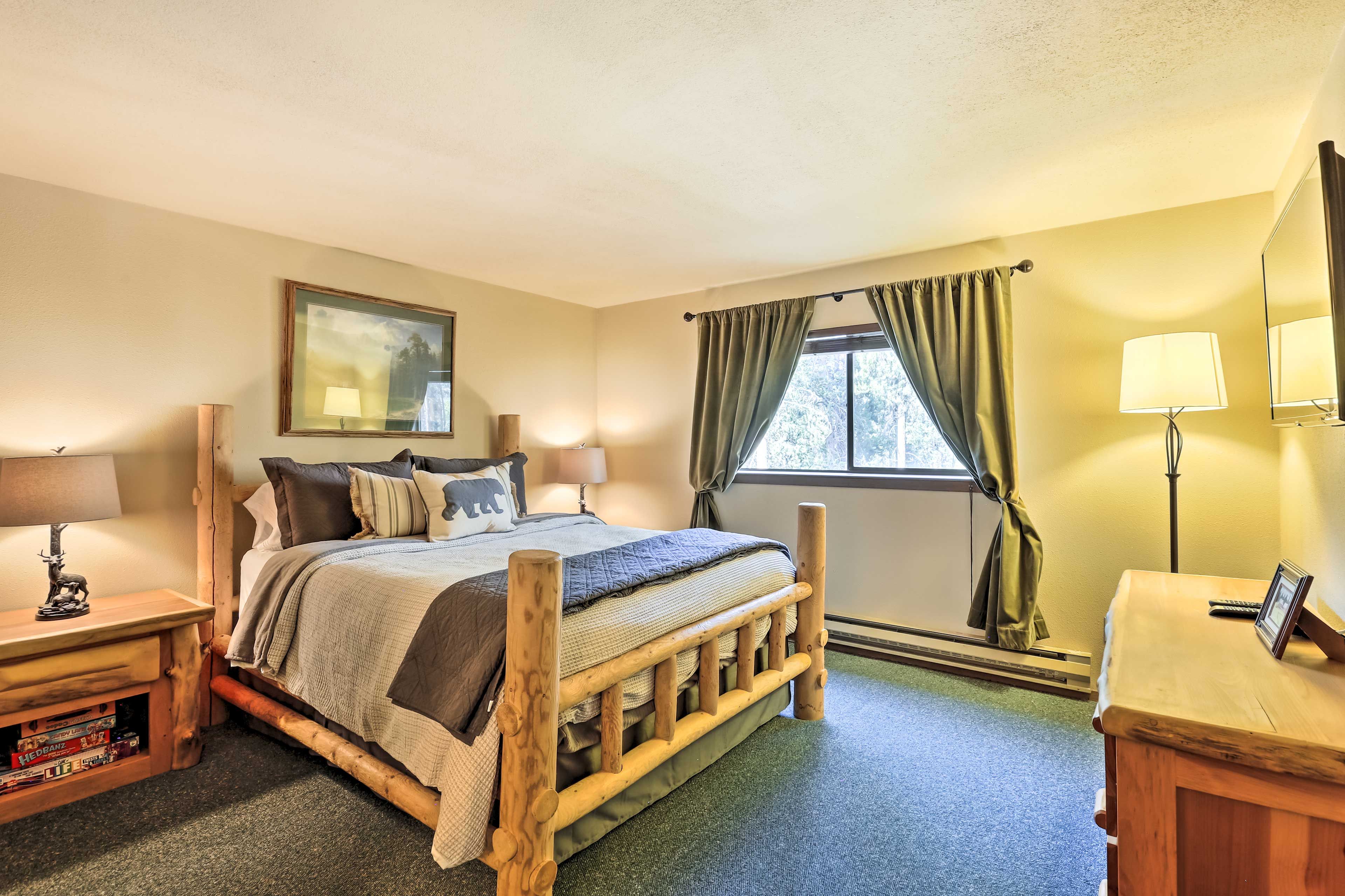 Bedroom 2 | Queen Bed | Linens Provided