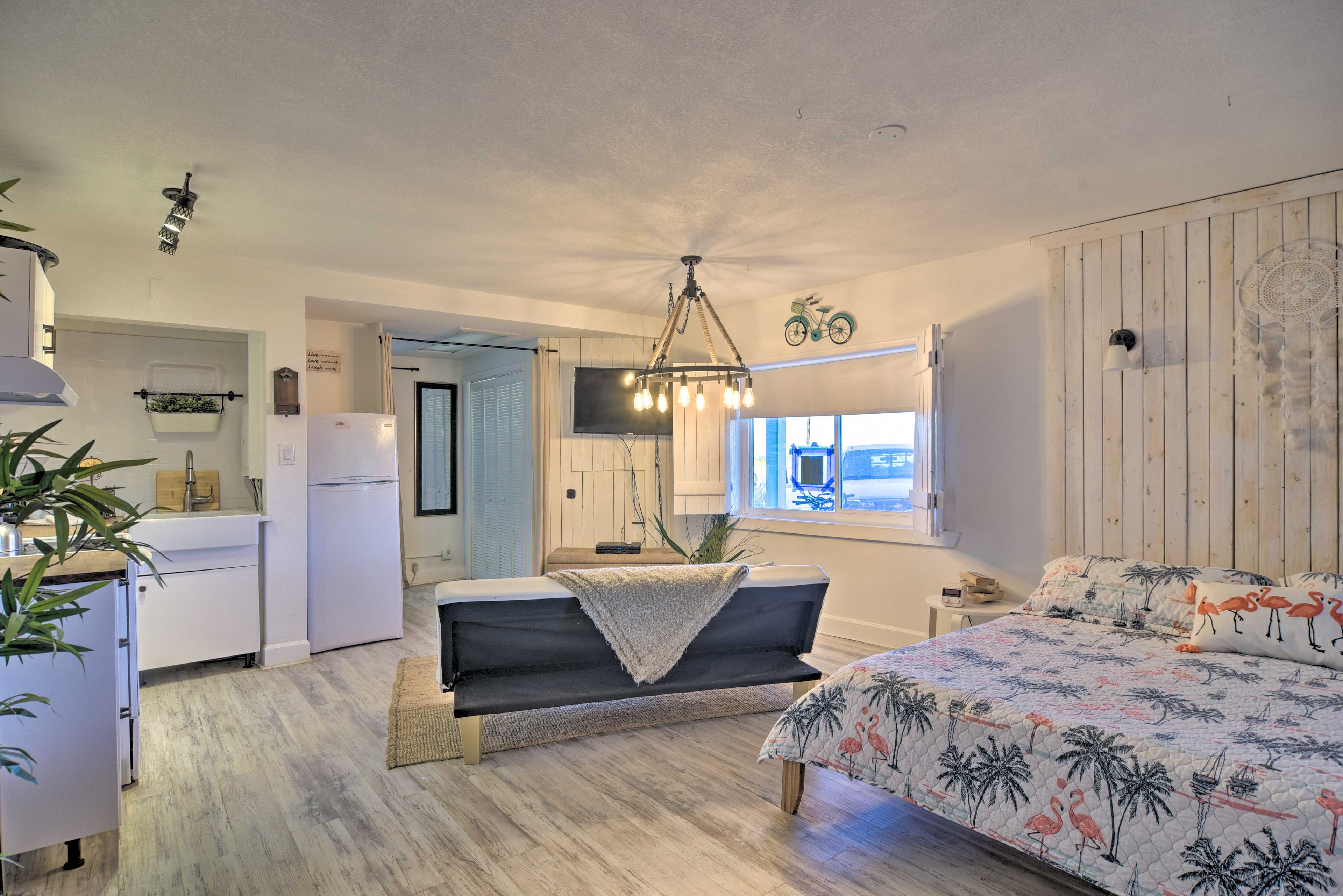 St. Pete Beach Vacation Rental | Studio | 1BA | 610 Sq Ft