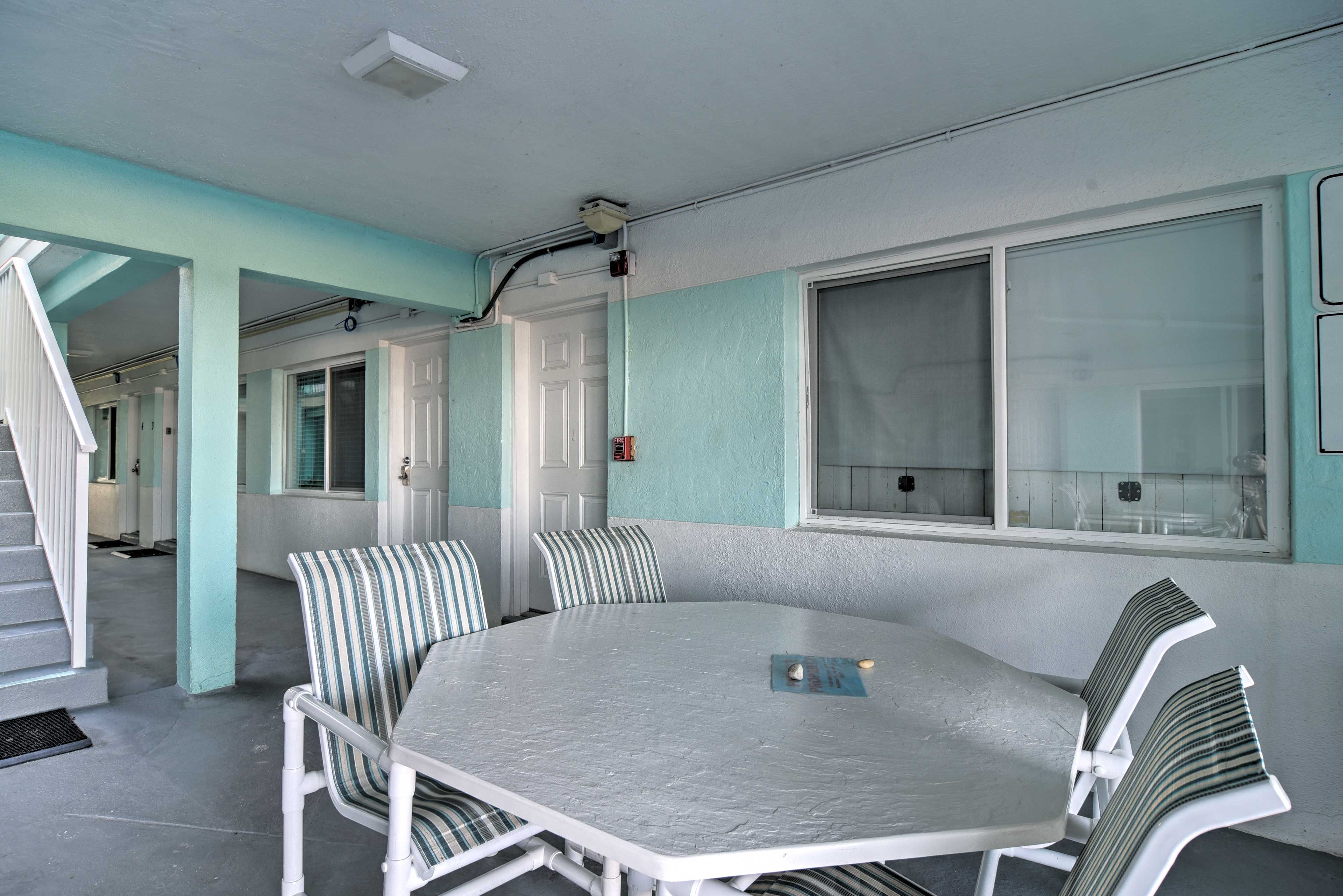 Outdoor Dining Table