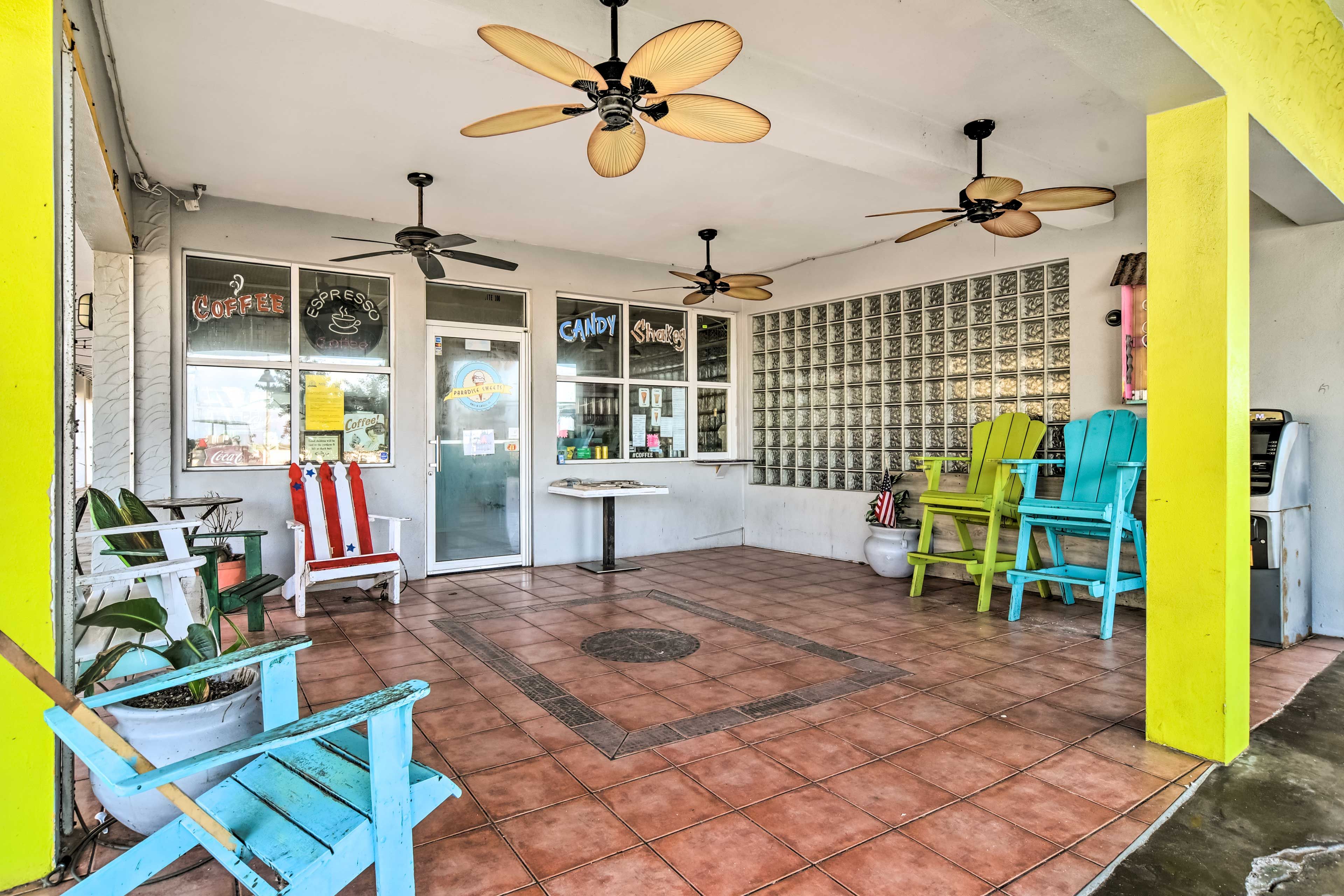 On-Site Dining | Paradise Sweets