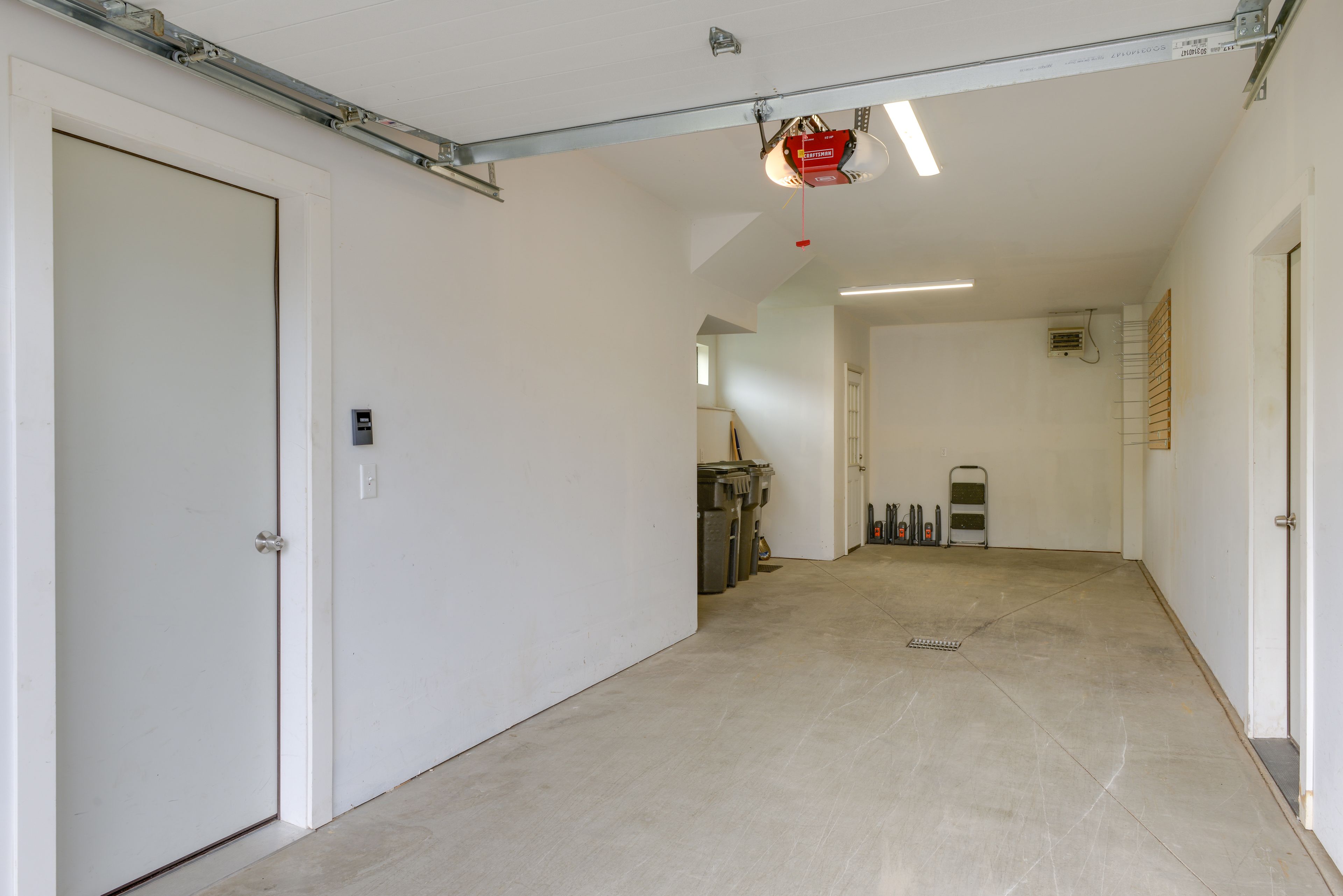 Parking | Garage (2 vehicles)