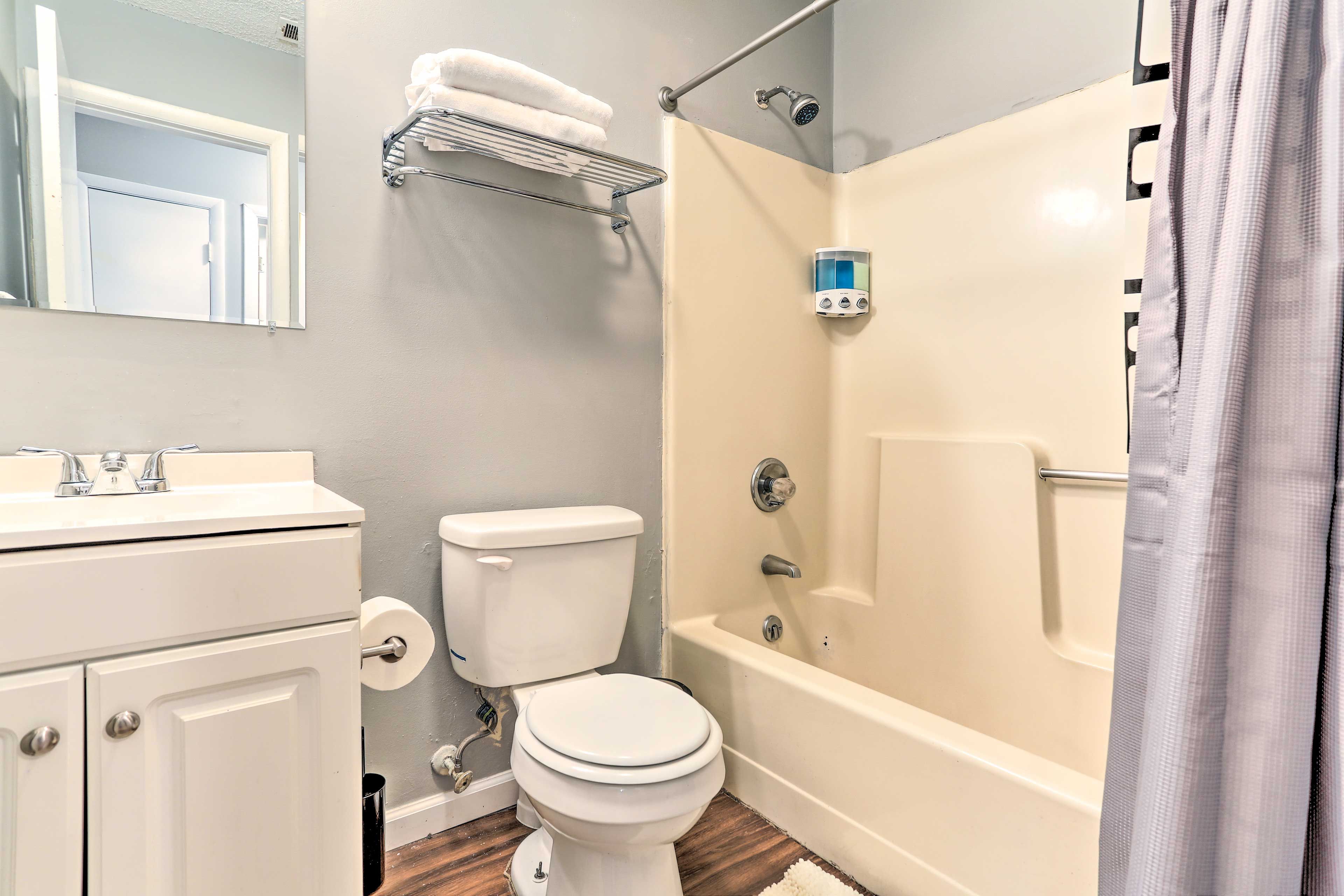 Full Bathroom