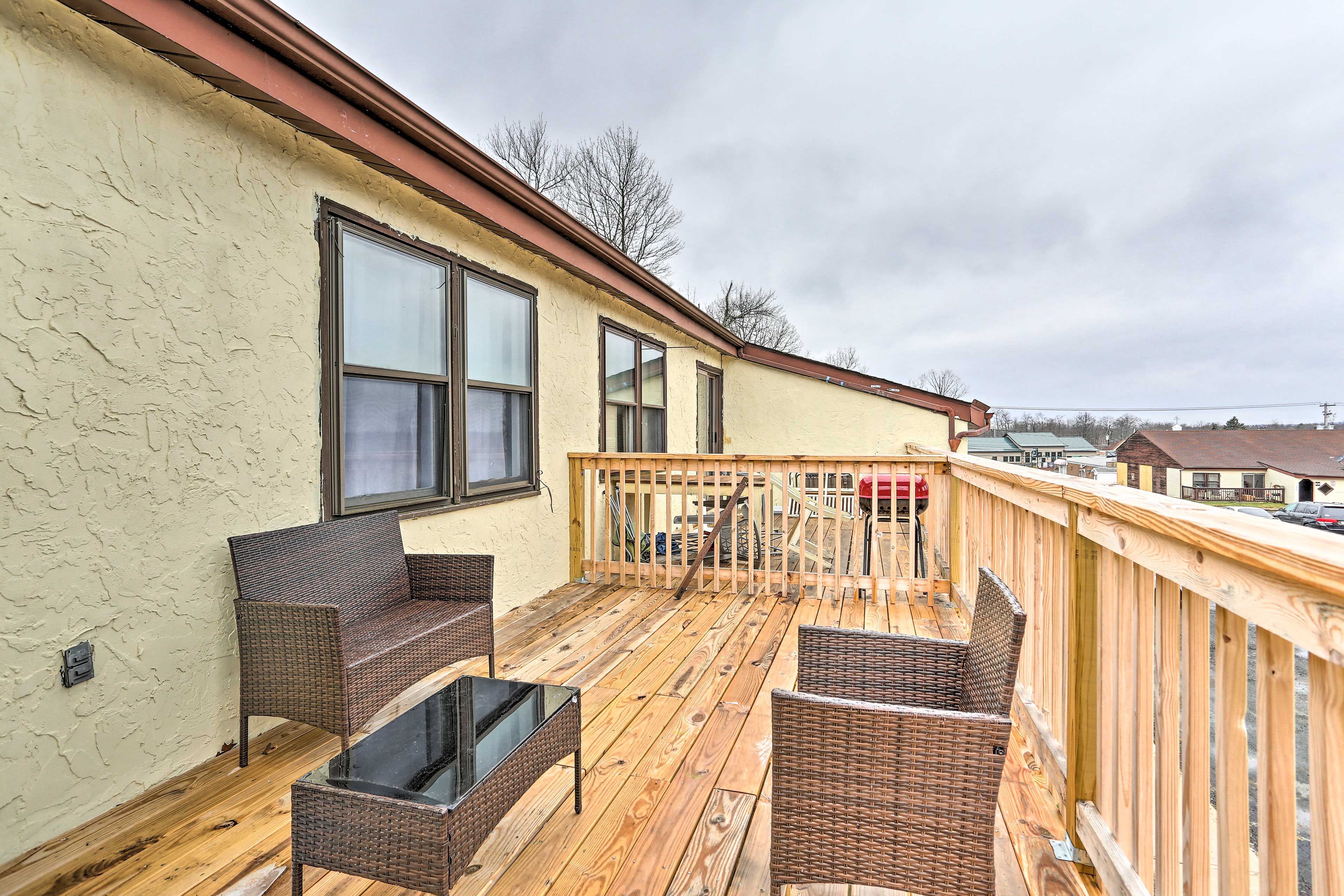 Private Deck