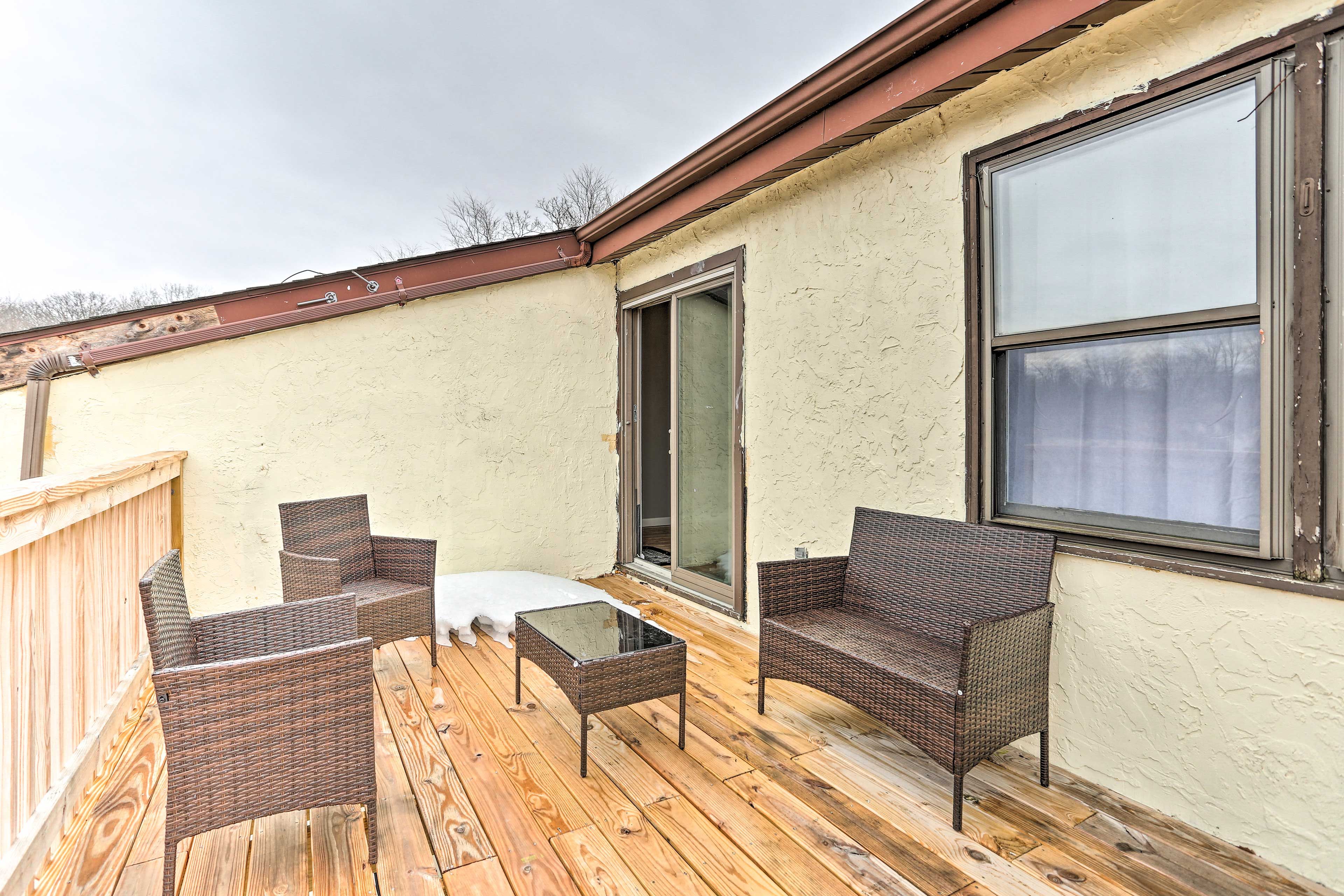 Private Deck