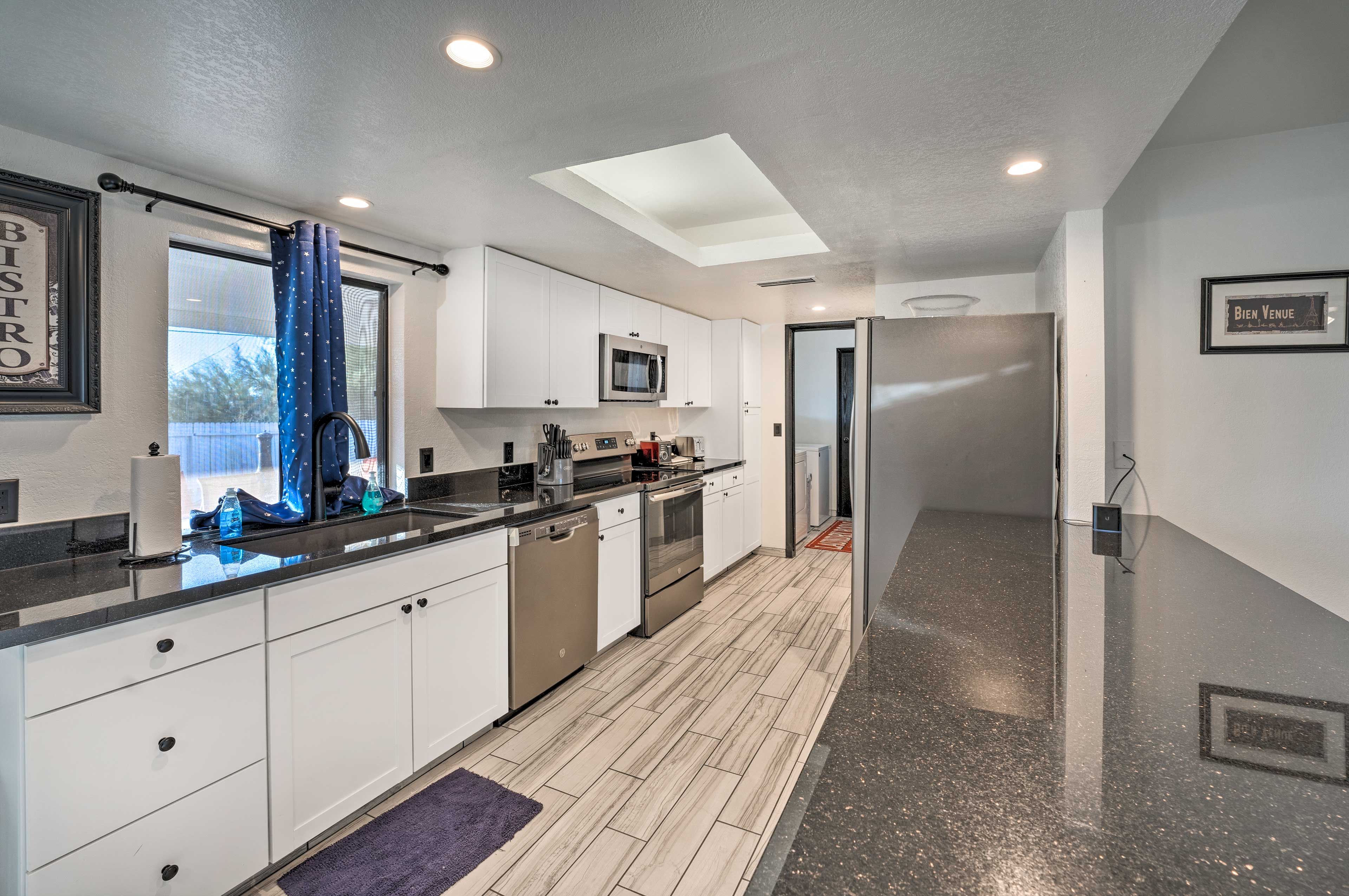 Fully Equipped Kitchen | Cooking Basics | Updated Appliances