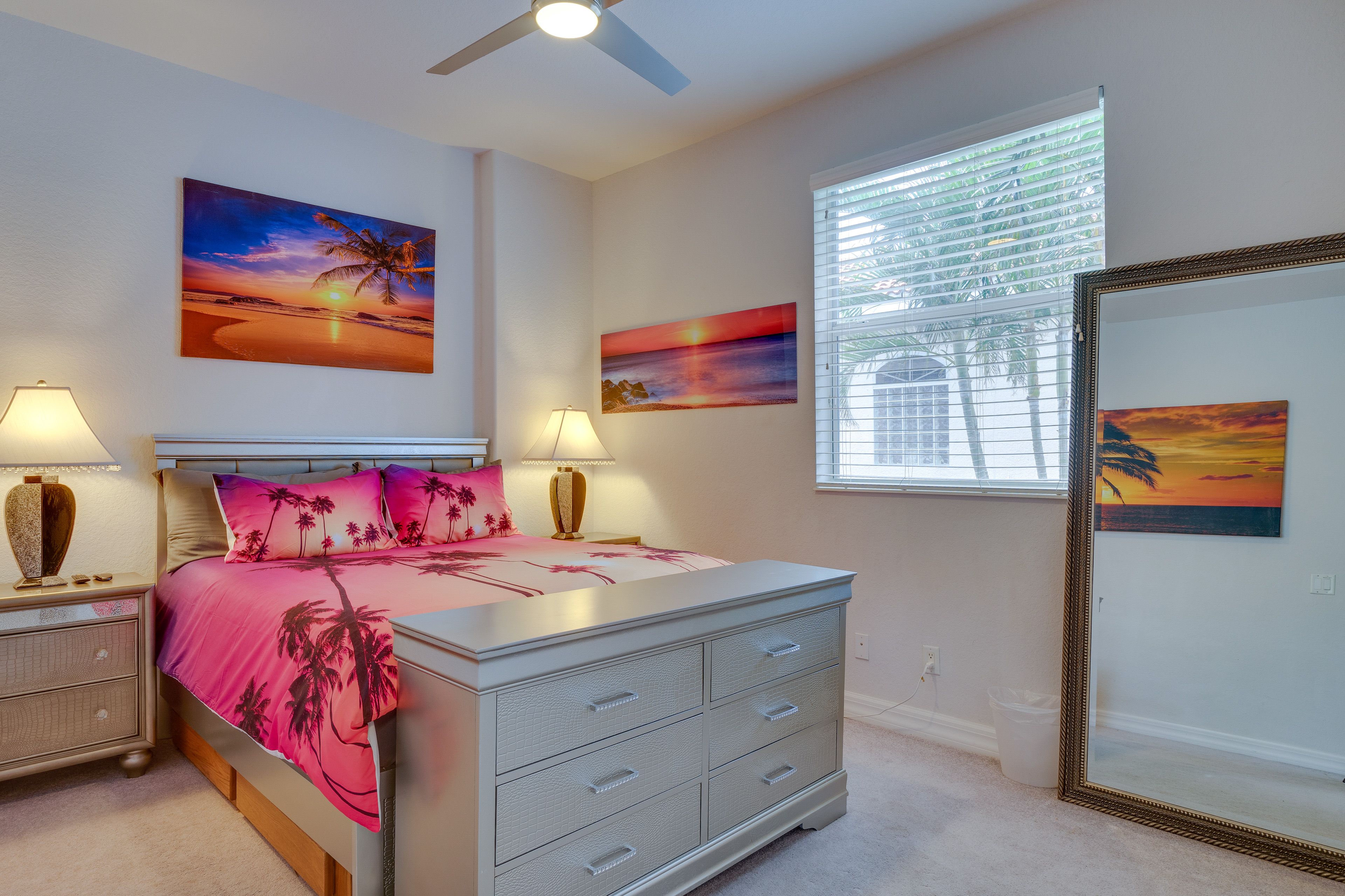 Bedroom 3 | Queen Bed