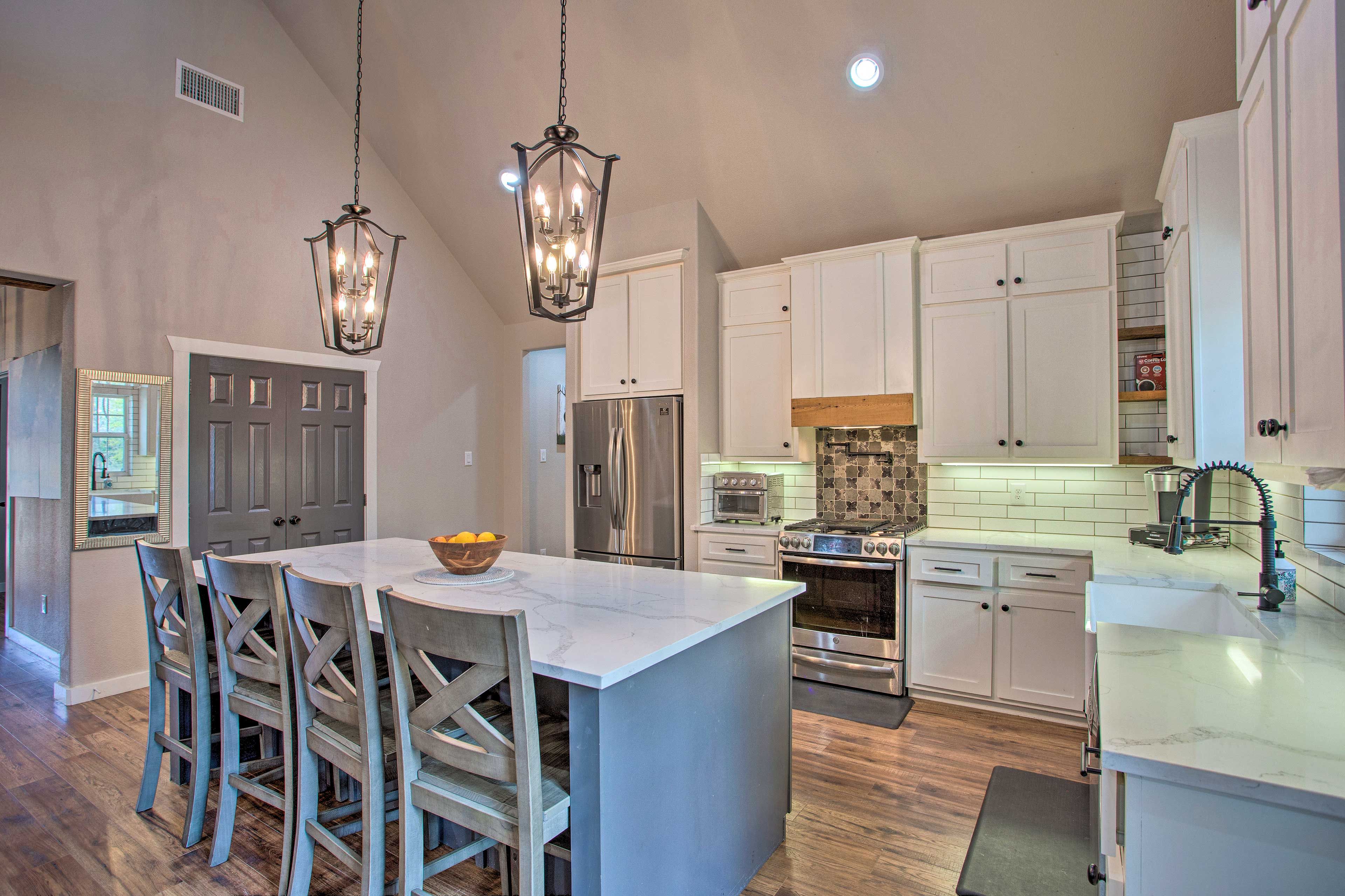 Fully Equipped Kitchen | Gas Stove