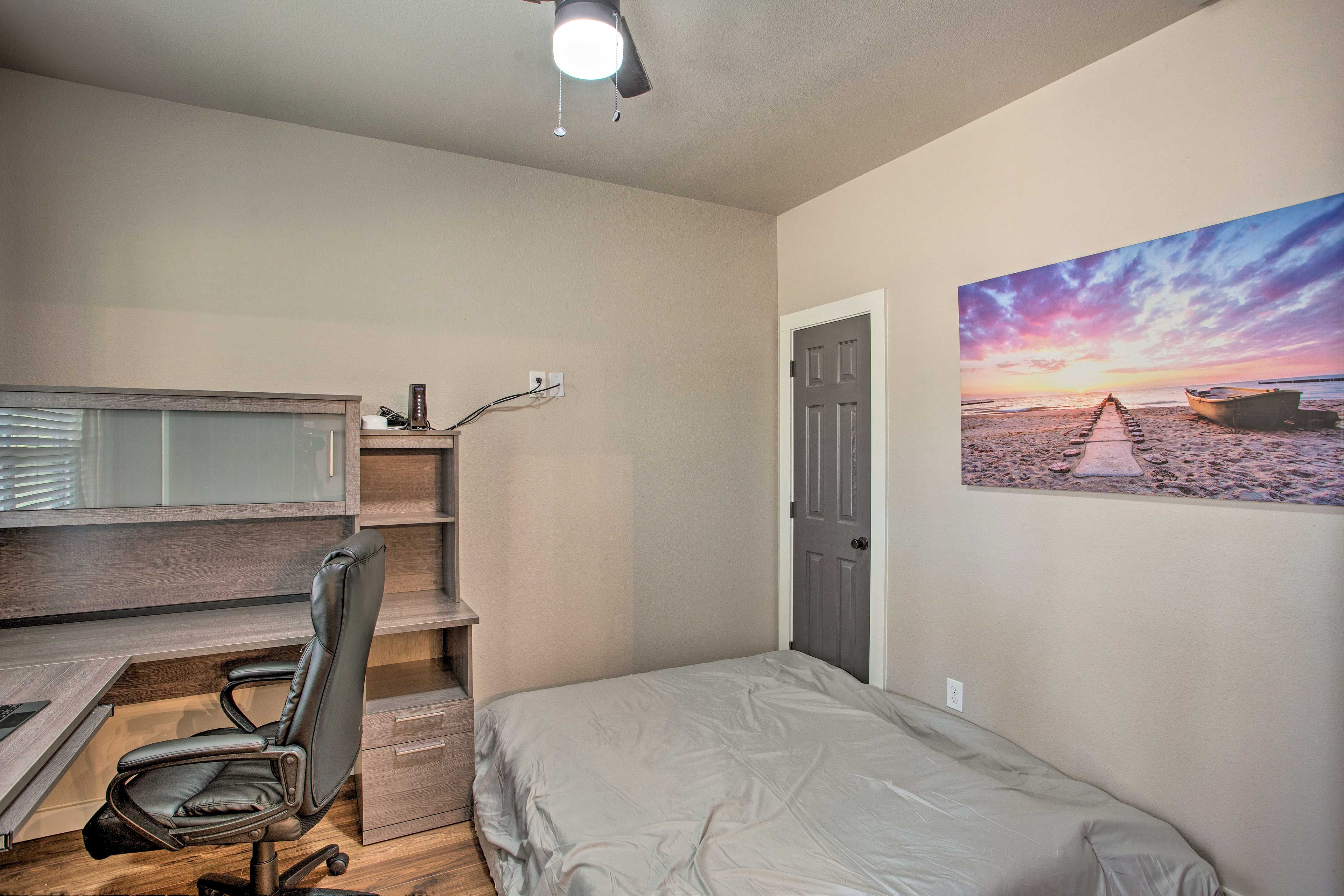 Office | Floor Mattress