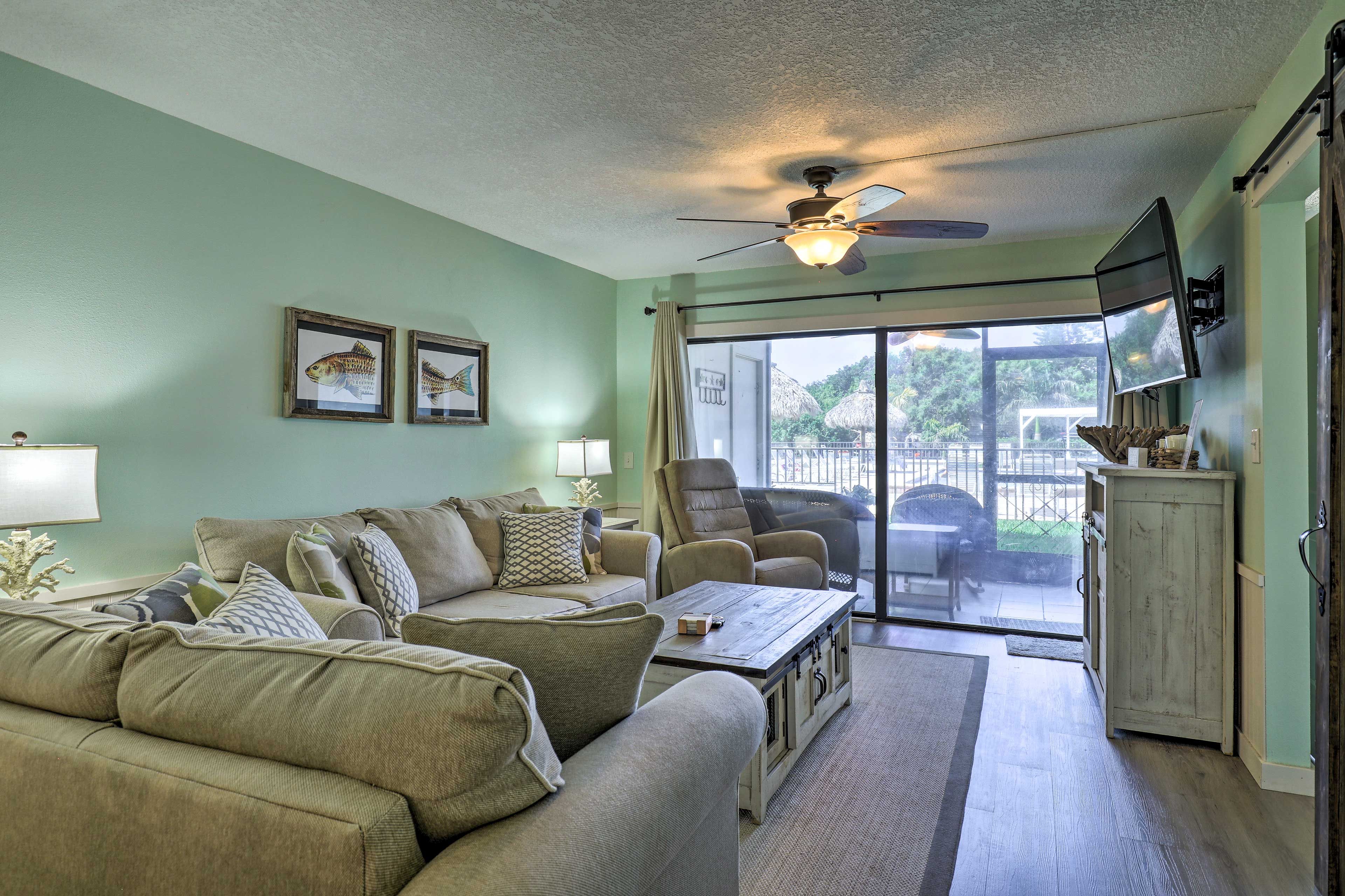 Living Room | Sleeper Sofa