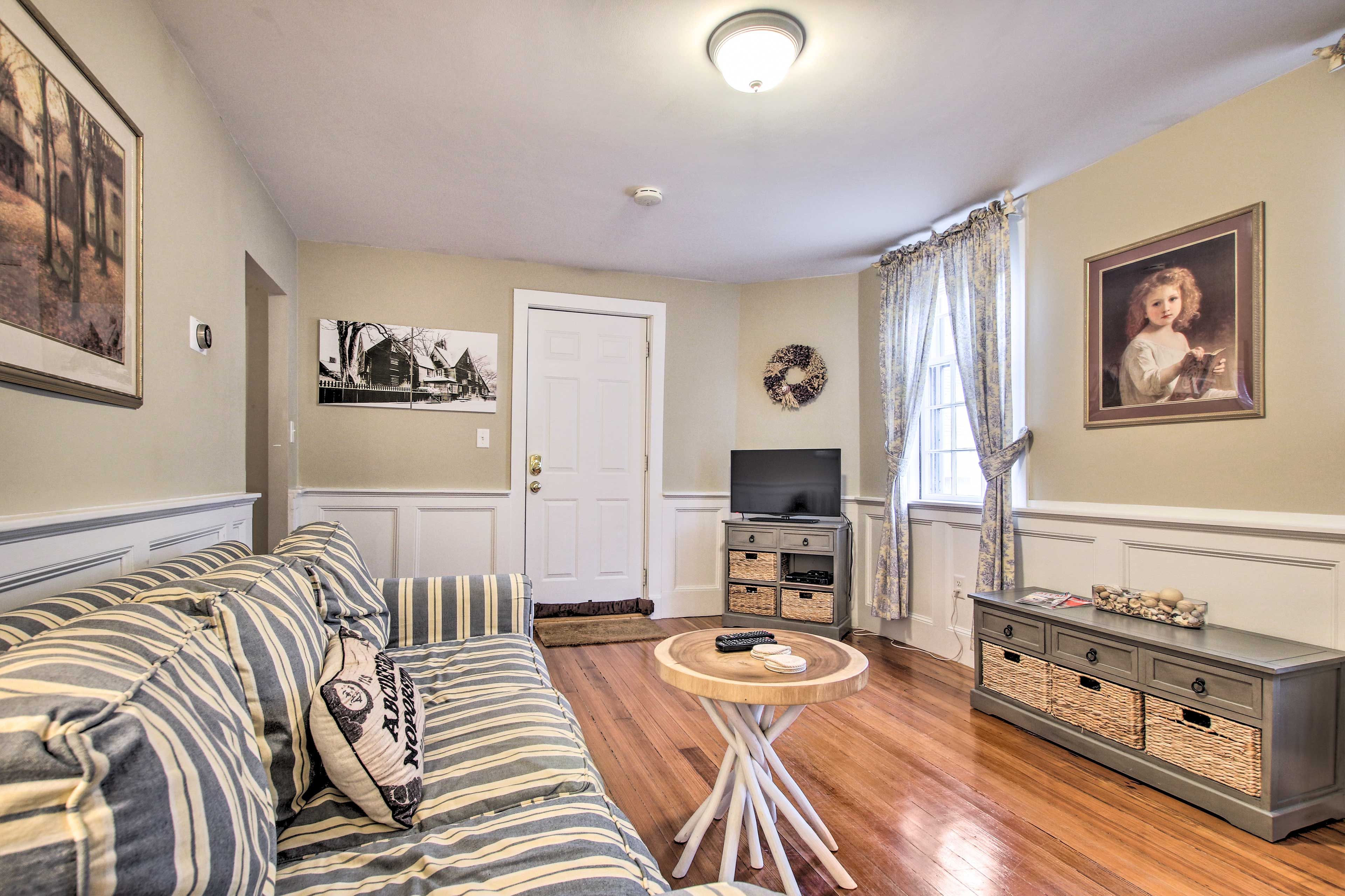Salem Vacation Rental | 1BR | 1BA | Private Apartment